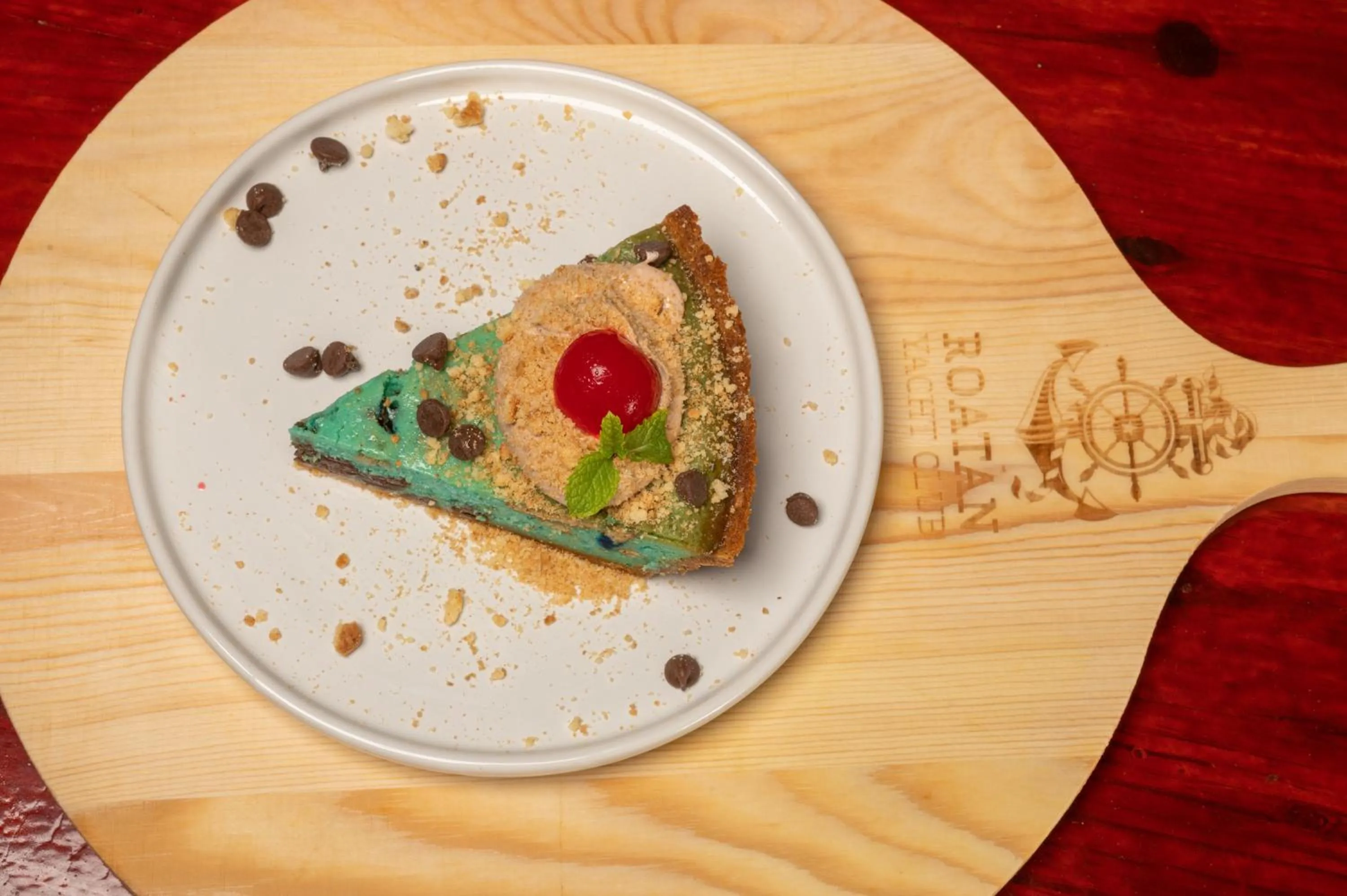 Food and drinks in Hotel and Dive Center Roatan Yacht Club