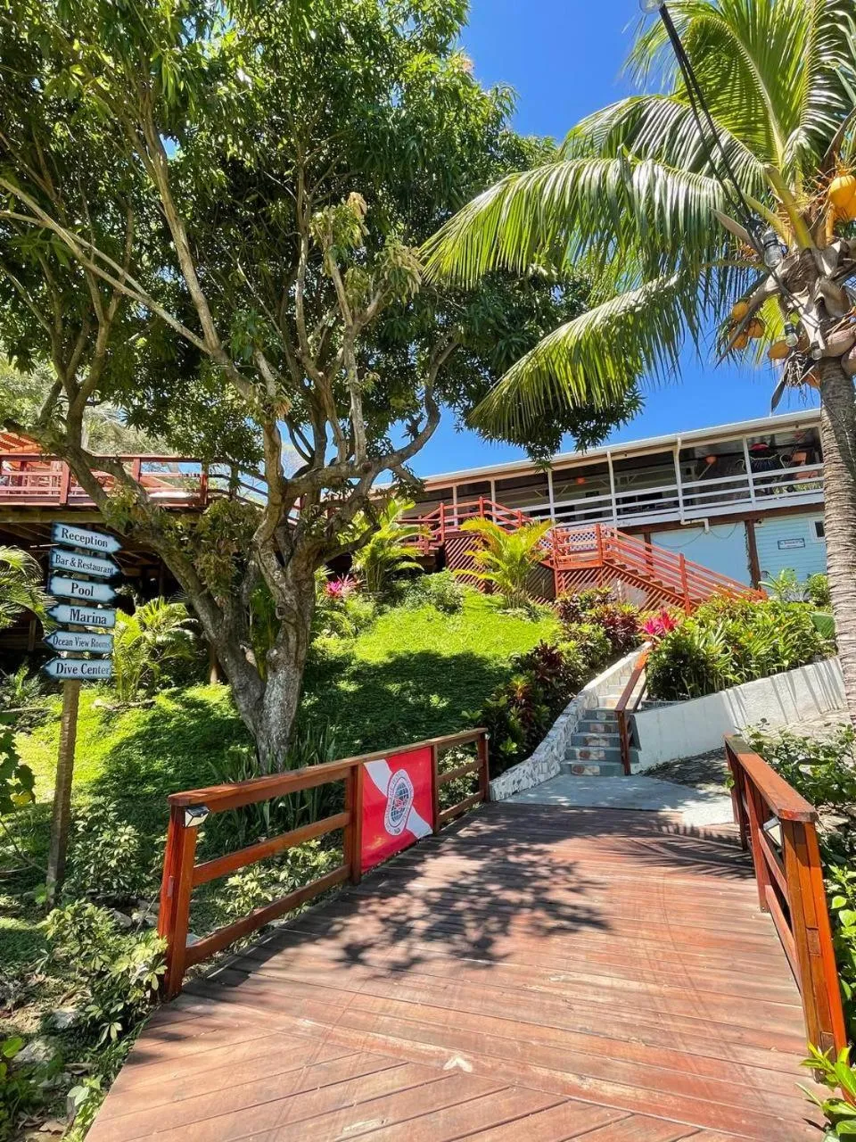 Property building in Hotel and Dive Center Roatan Yacht Club