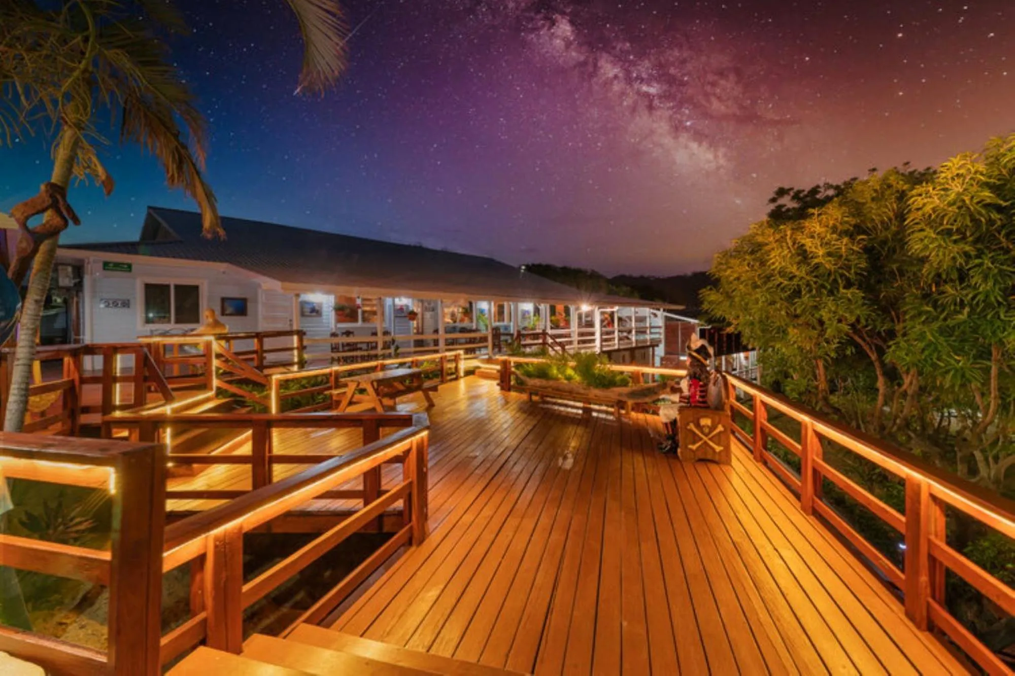 Balcony/Terrace in Hotel and Dive Center Roatan Yacht Club