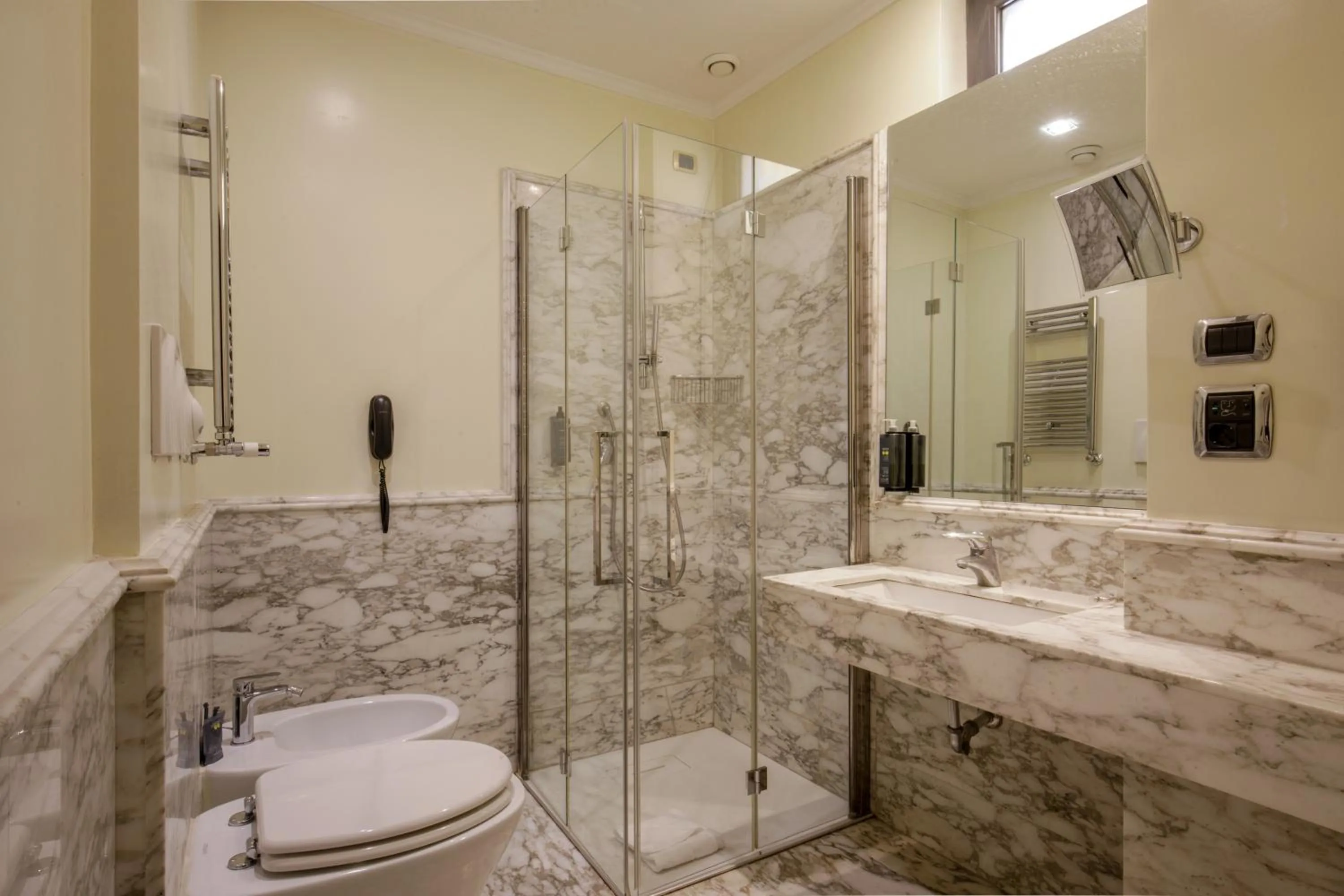 Bathroom in Trilussa Palace Hotel Congress & Spa