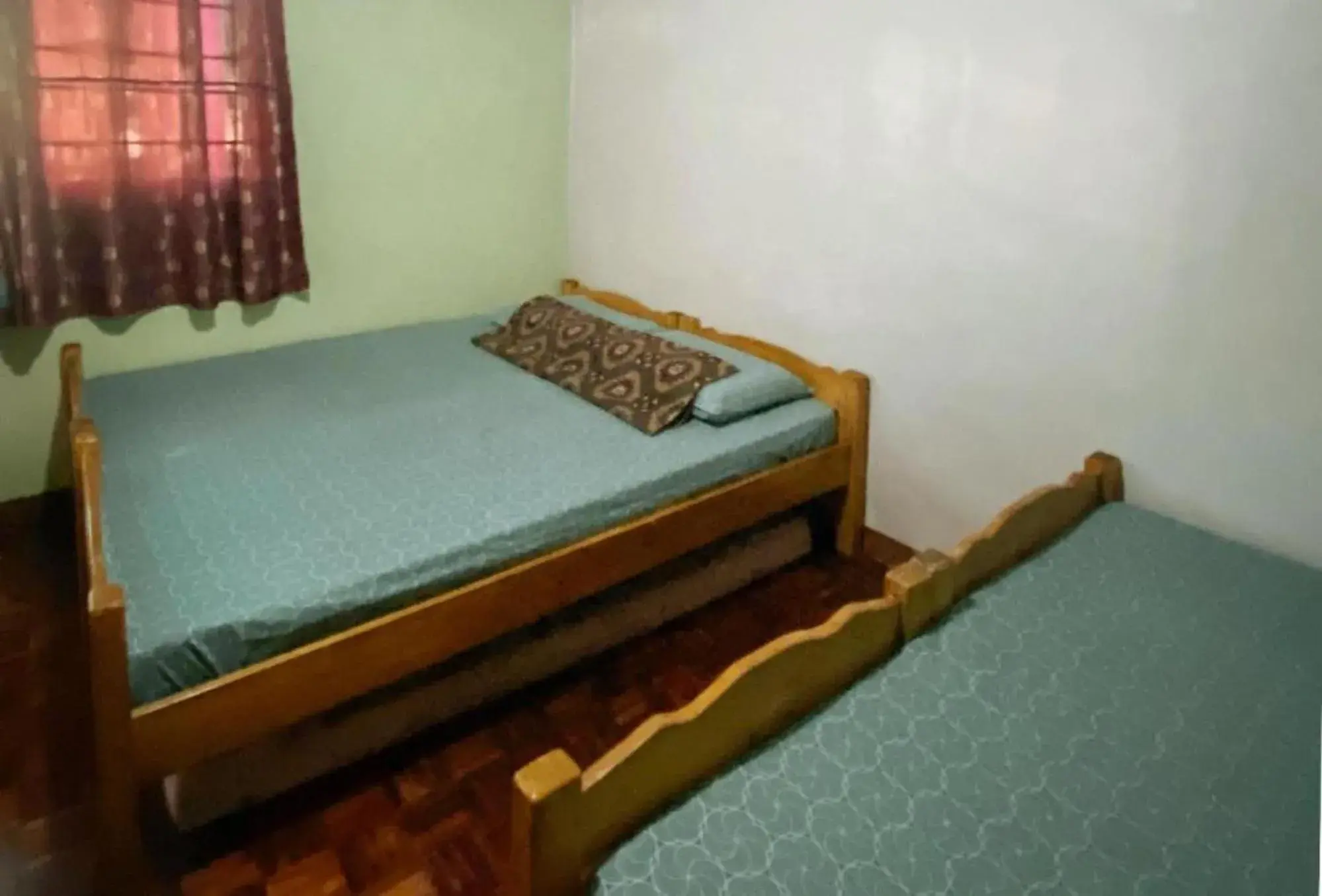 Bed in RedDoorz Hostel at MRC Residences Baguio Bed in RedDoorz Hostel at MRC Residences Baguio