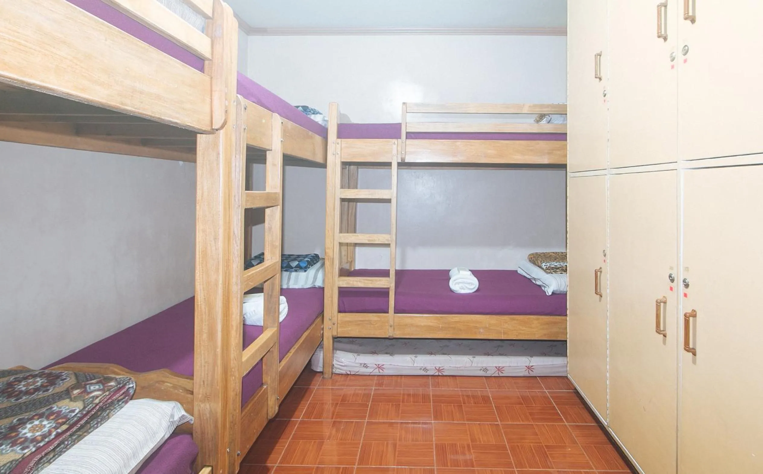 bunk bed, Bed in RedDoorz Hostel at MRC Residences Baguio