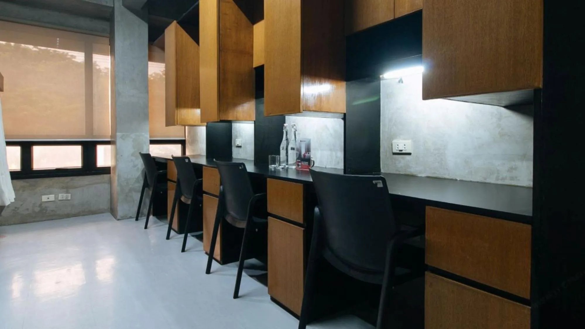 Restaurant/places to eat in RedDoorz Hostel at MRC Residences Baguio