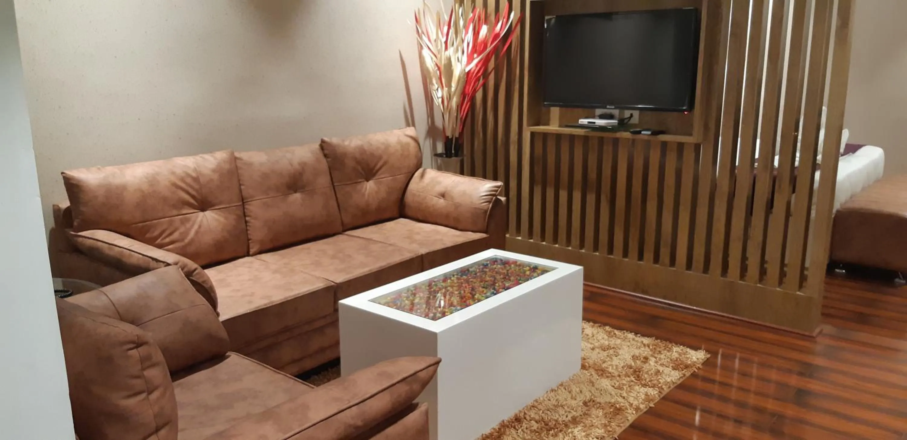 TV and multimedia in Grand Geet Hotels