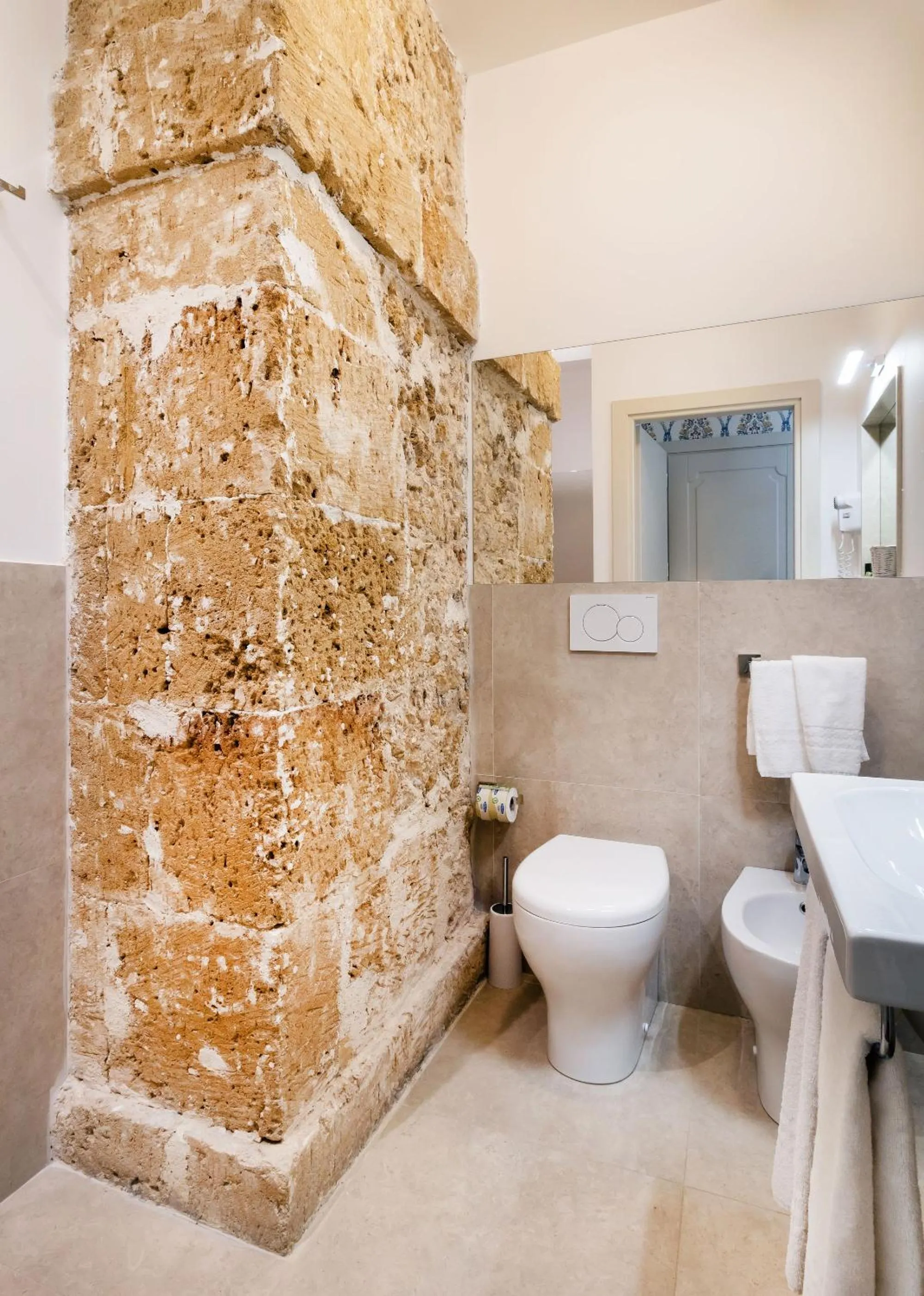 Bathroom in Hotel Villa Favorita