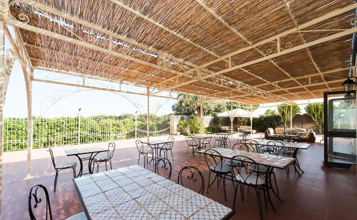 Restaurant/places to eat in Hotel Villa Favorita