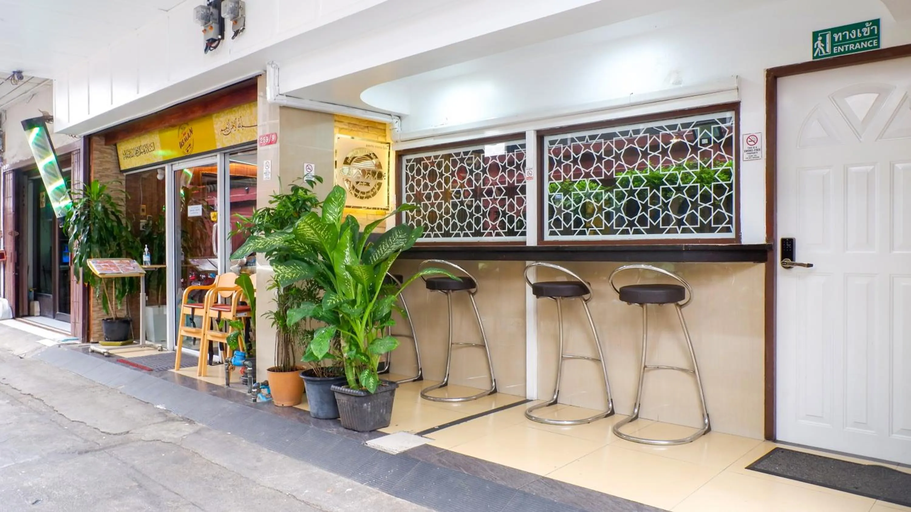 Property building in Usman Halal Home