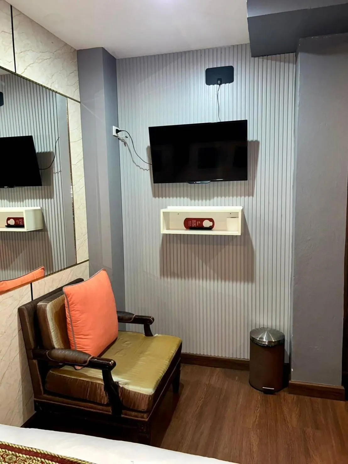 TV and multimedia in Usman Halal Home