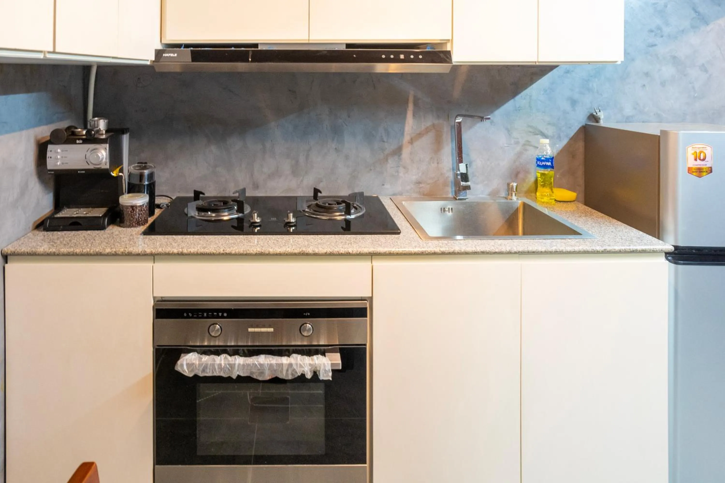 Kitchen or kitchenette in Usman Halal Home