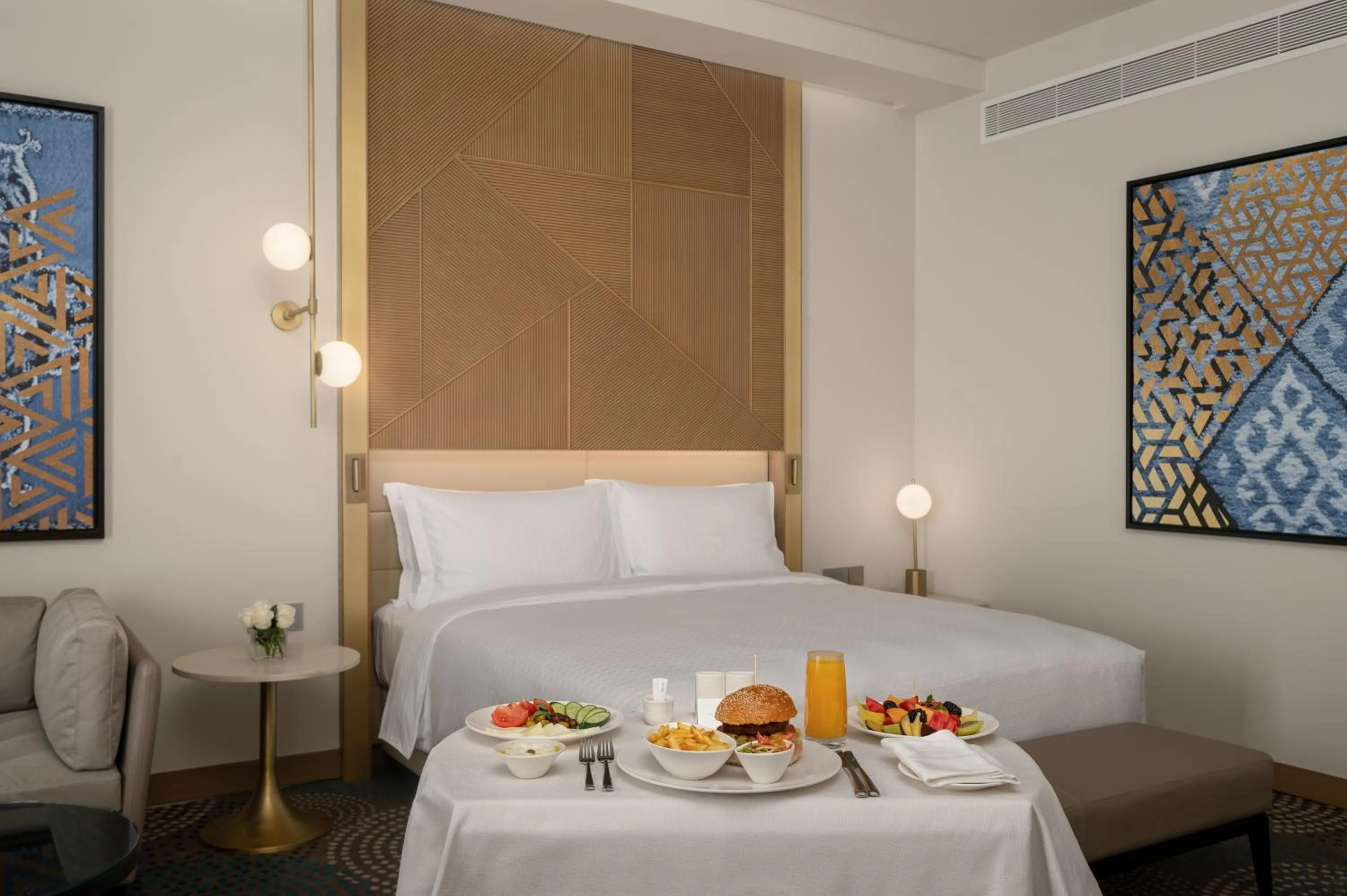 Bedroom, Bed in Slemani Rotana