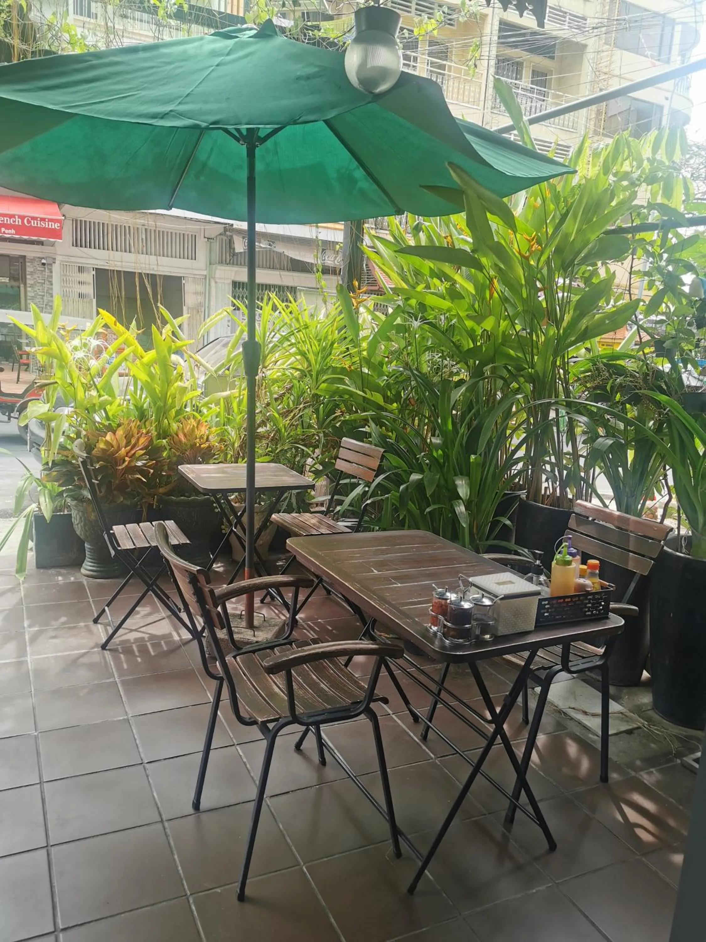 Restaurant/places to eat in Sovanphum Riverside