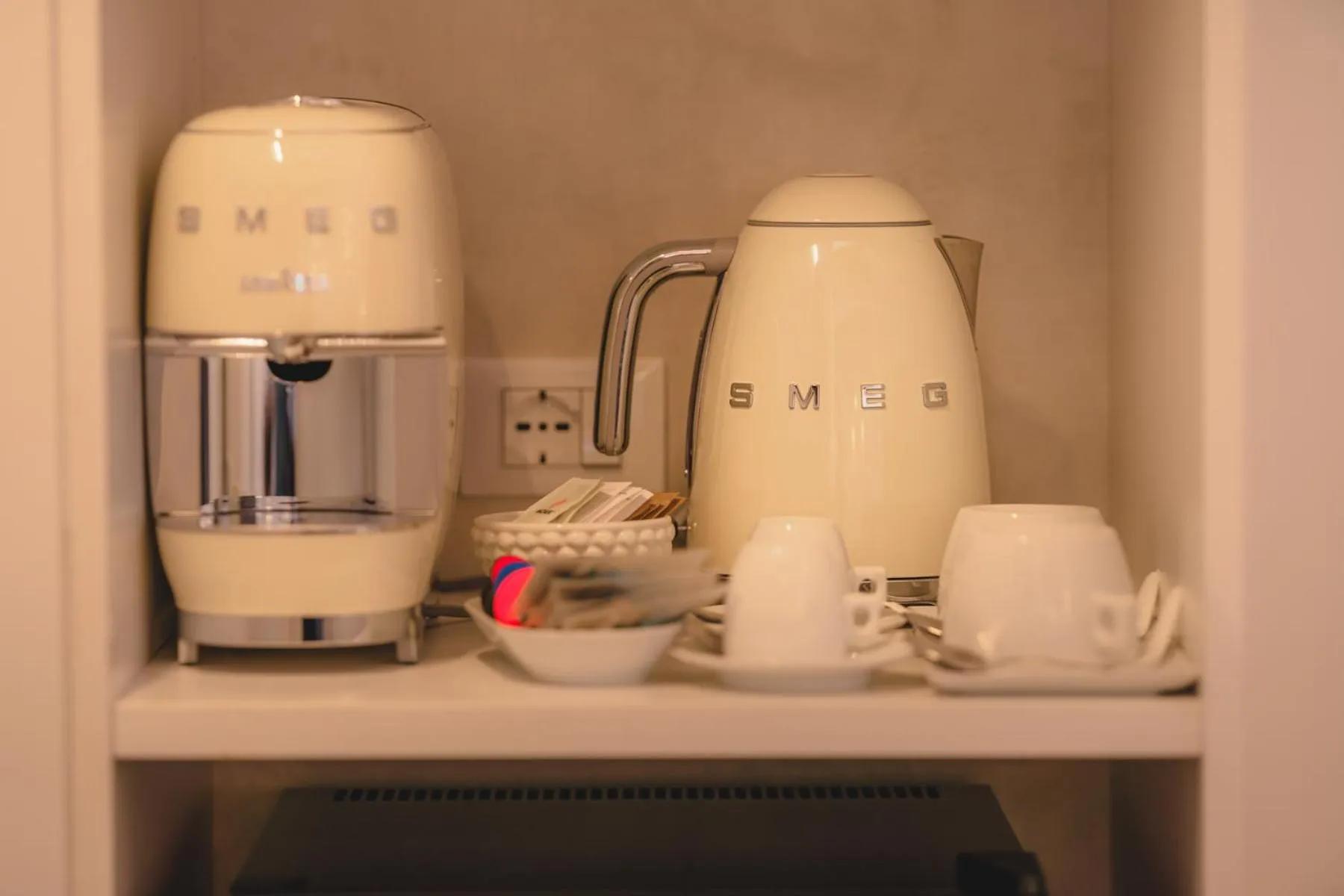 Coffee/tea facilities in Hotel Villa Giulia