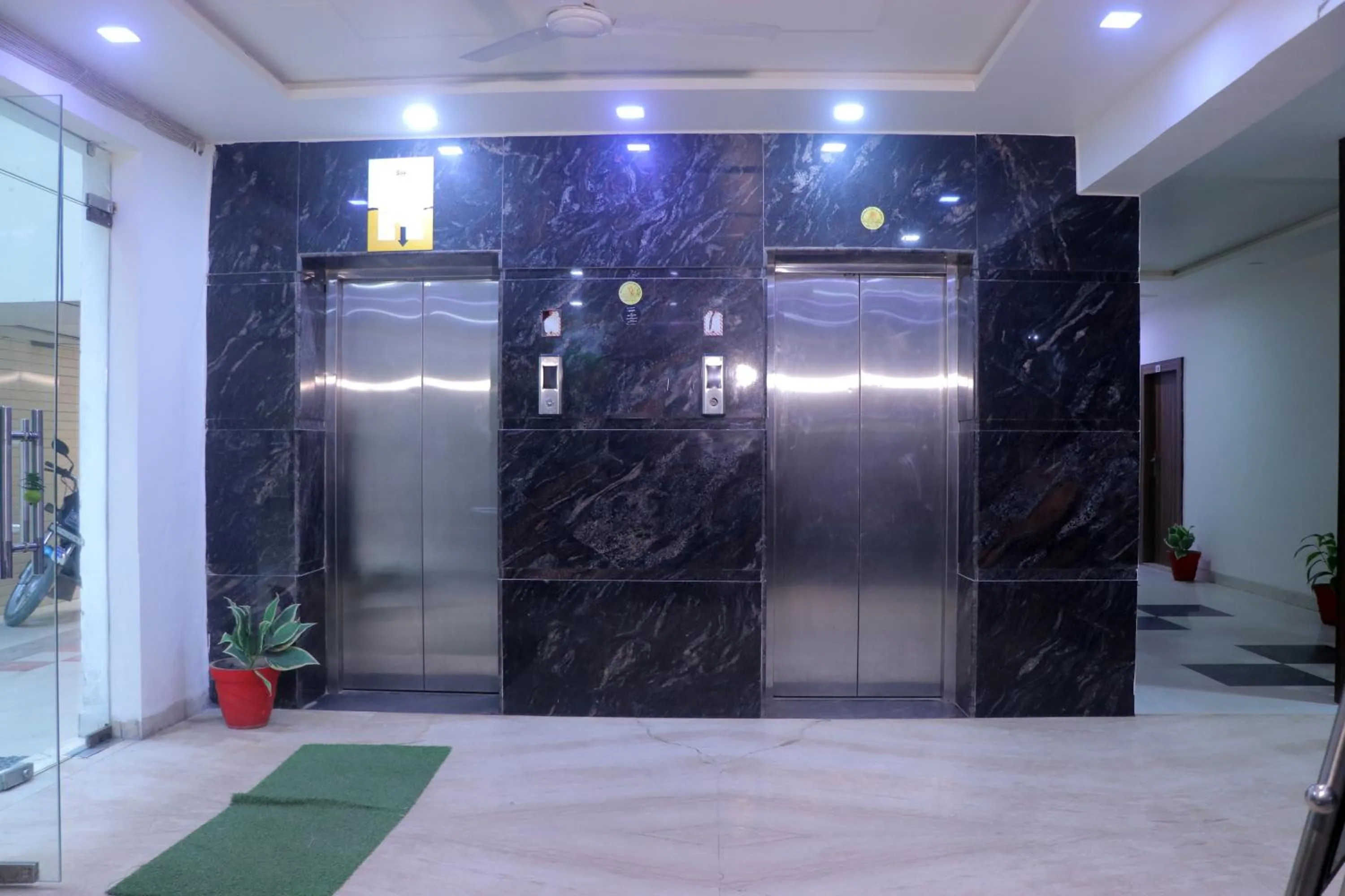 elevator in Hotel Panache 500 Mtrs From Shri Krishna Janma bhumi Teample
