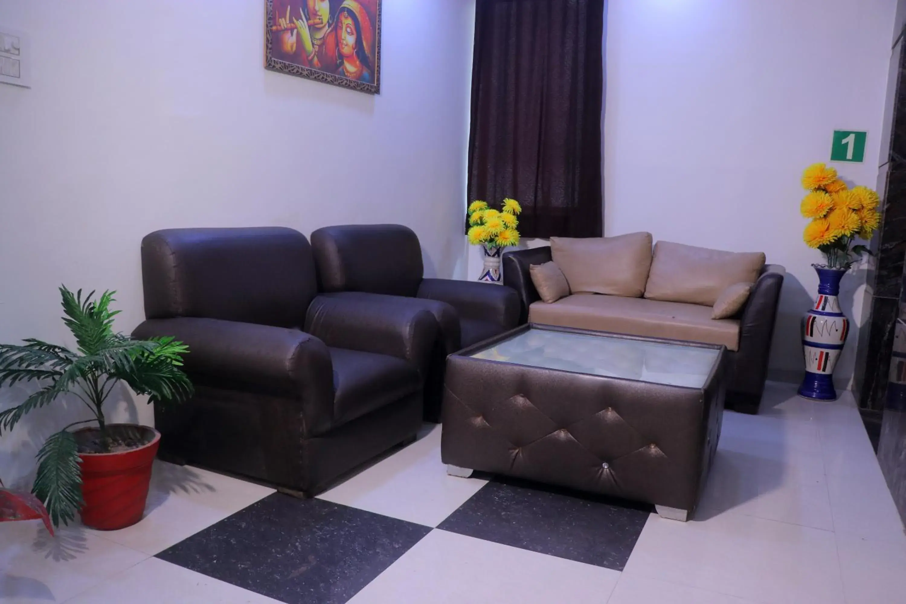 Lobby or reception in Hotel Panache 500 Mtrs From Shri Krishna Janma bhumi Teample Lobby or reception in Hotel Panache 500 Mtrs From Shri Krishna Janma bhumi Teample