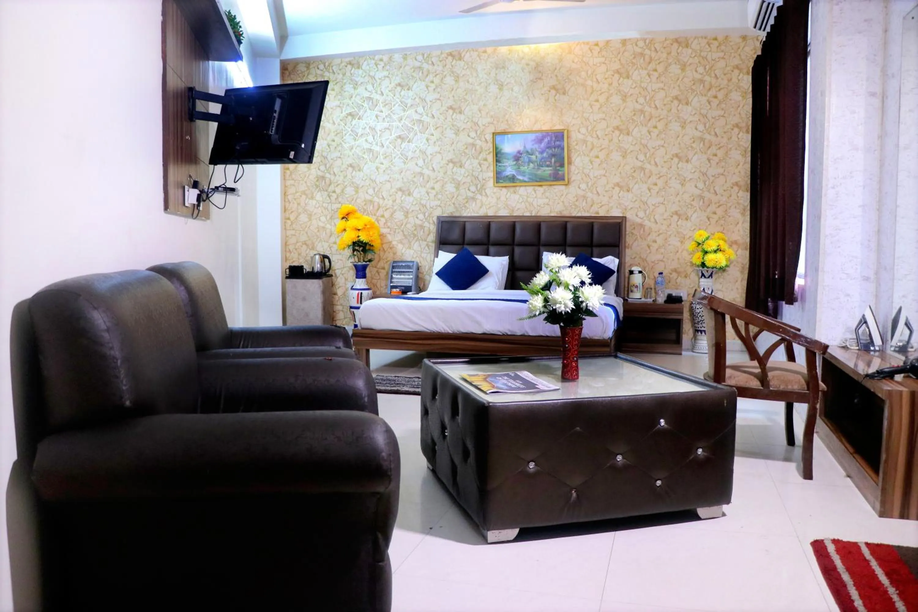 VIP in Hotel Panache 500 Mtrs From Shri Krishna Janma bhumi Teample