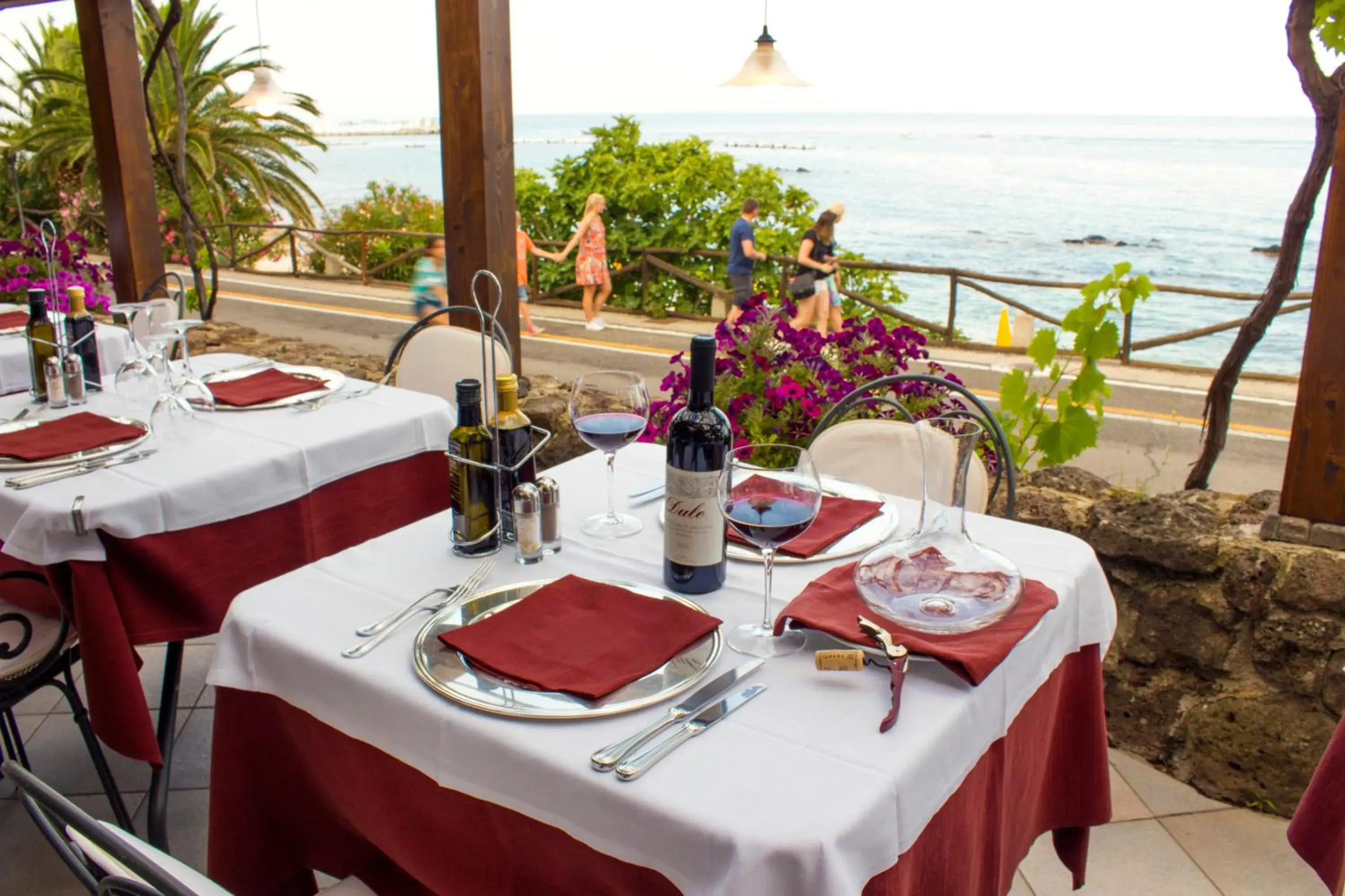 Restaurant/places to eat in Costa Dorada Restaurant/places to eat in Costa Dorada