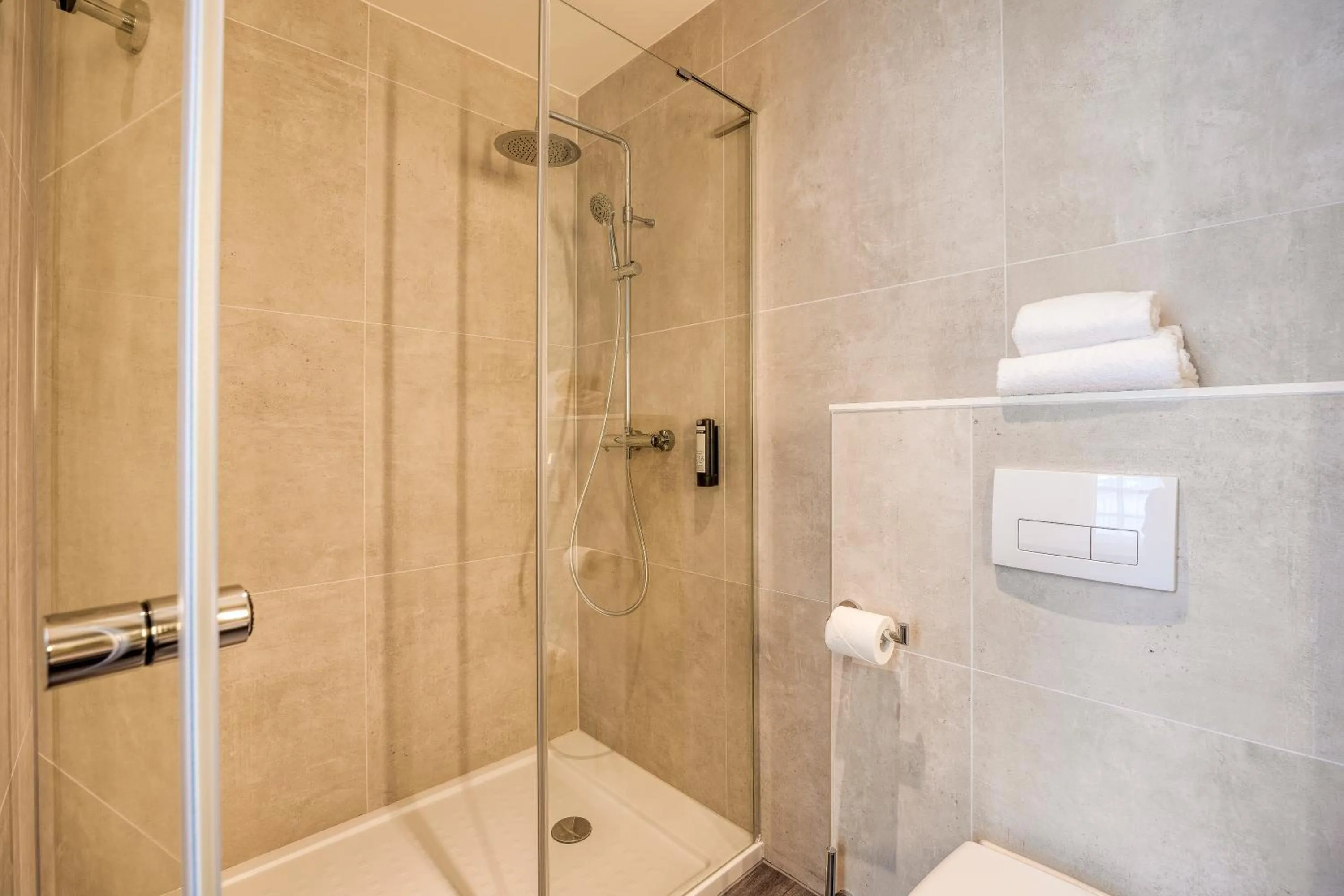 Bathroom in B&B HOTEL Hasselt