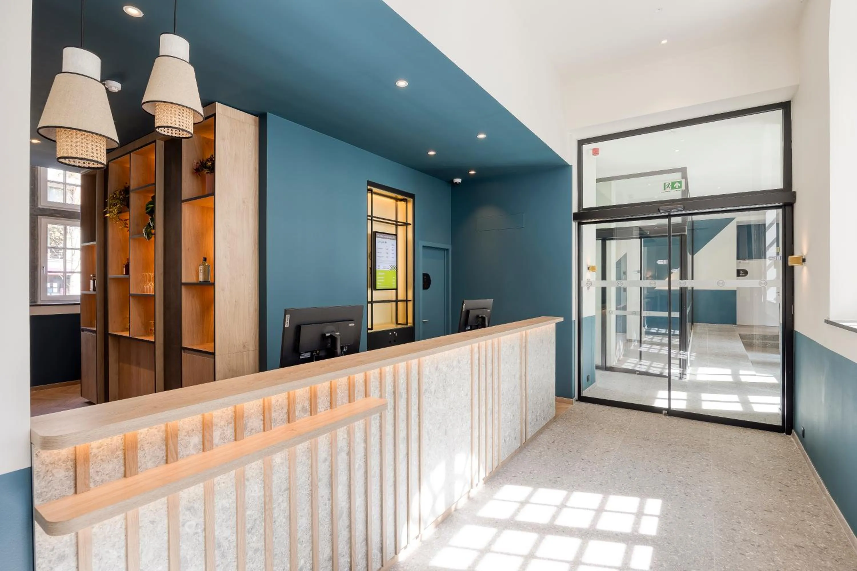 Lobby or reception in B&B HOTEL Hasselt