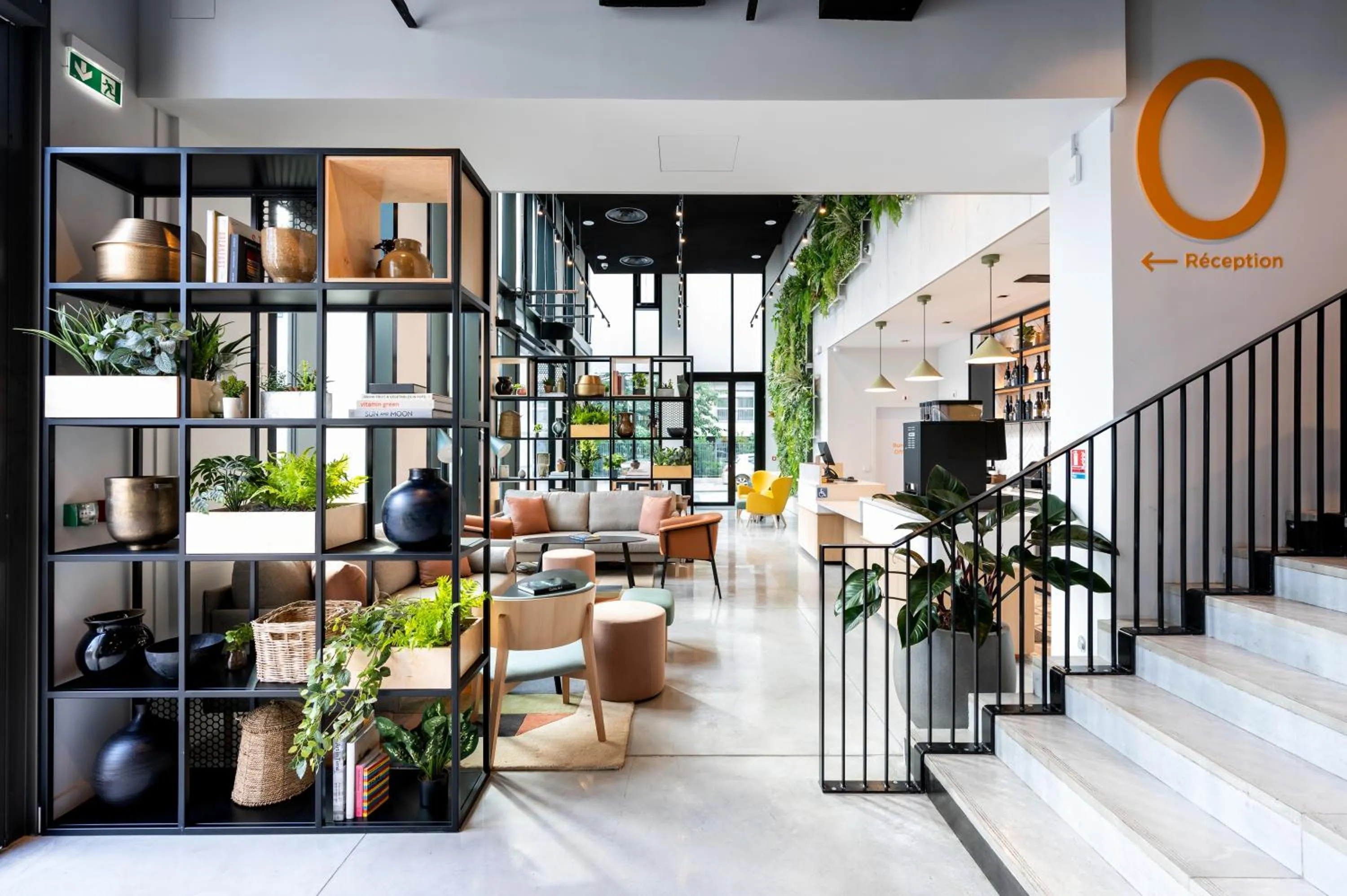 Lobby or reception in Staycity Aparthotels Paris La Defense