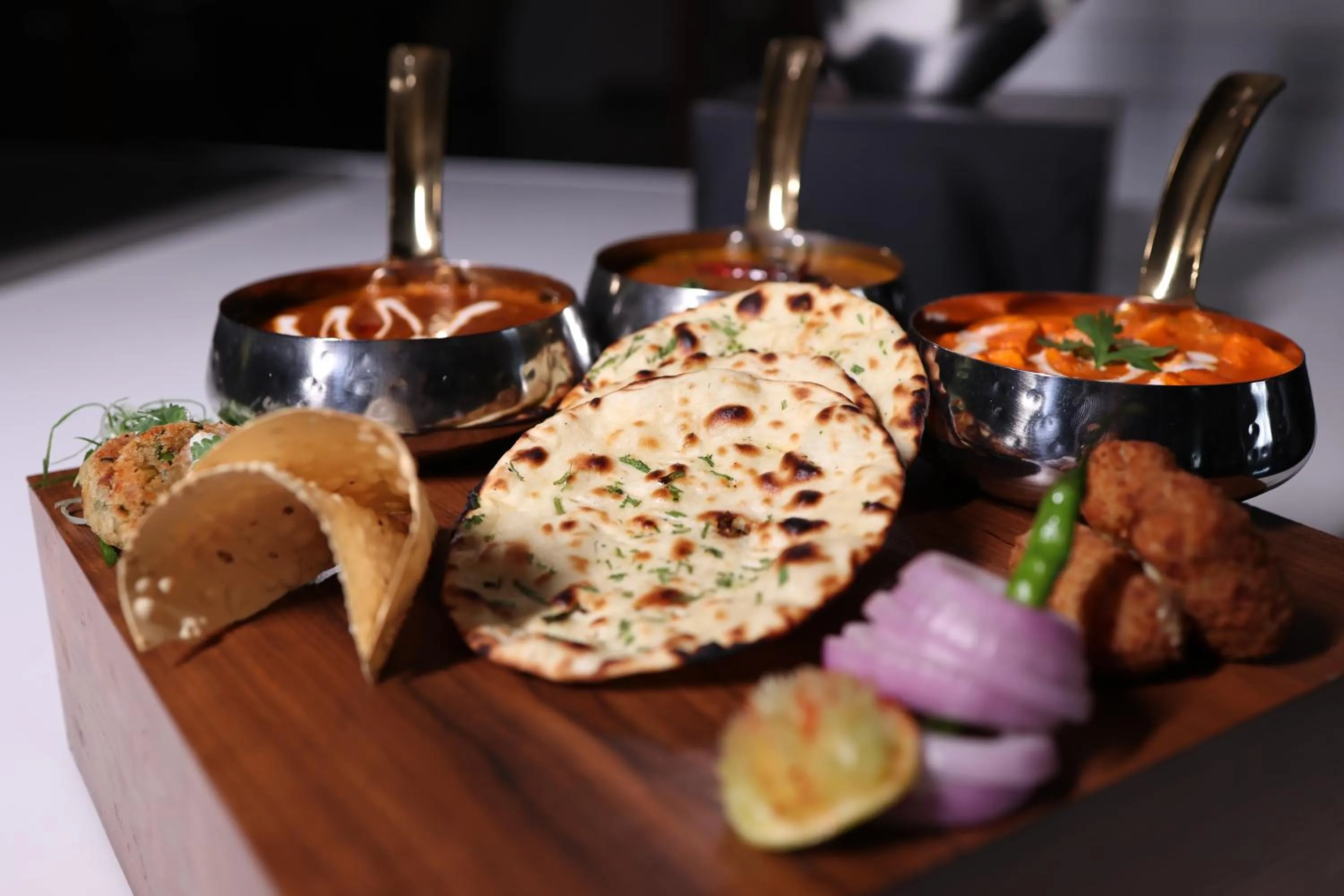 Restaurant/places to eat in Pride Hotel Bhopal