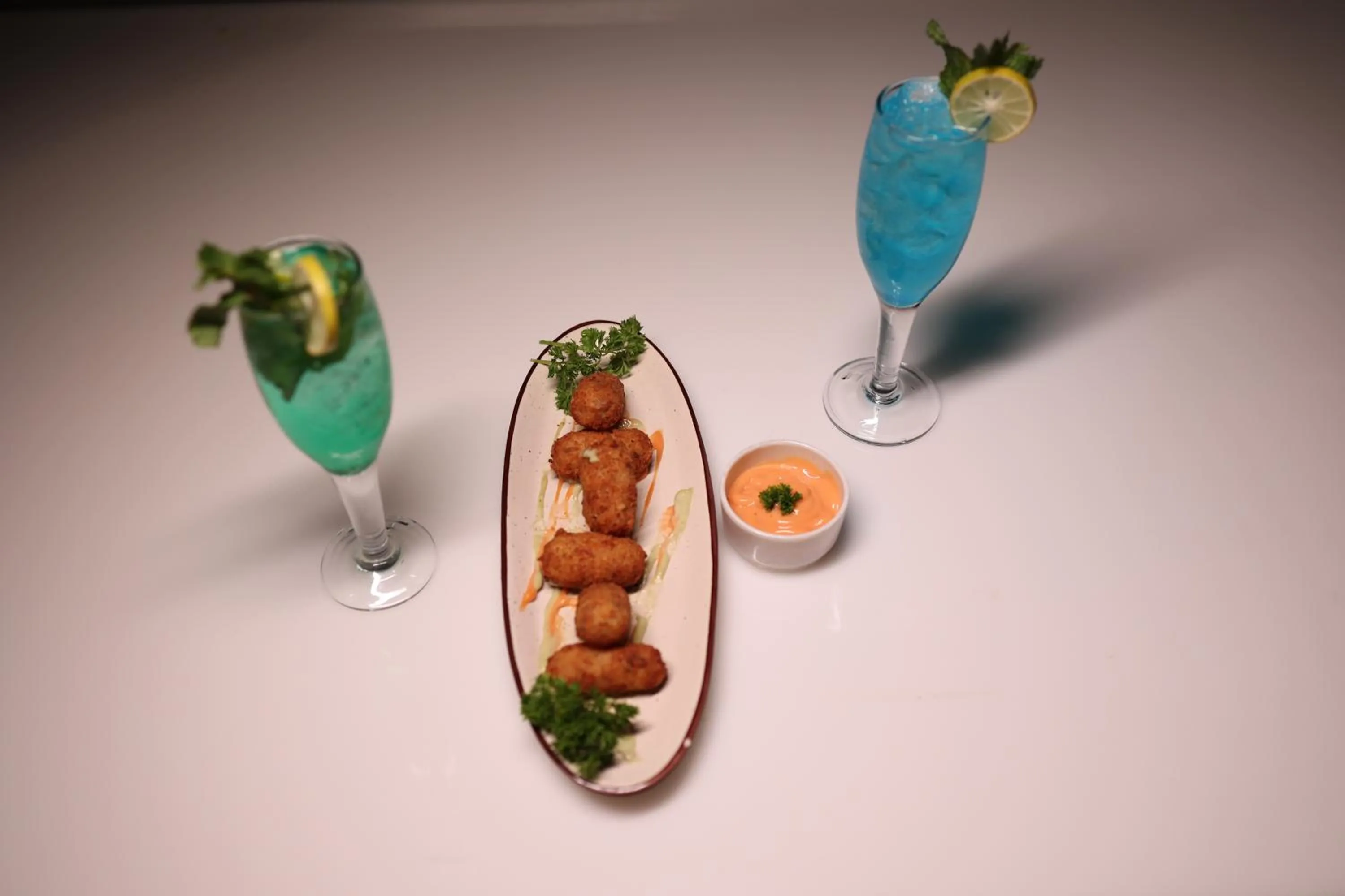 Food and drinks in Pride Hotel Bhopal