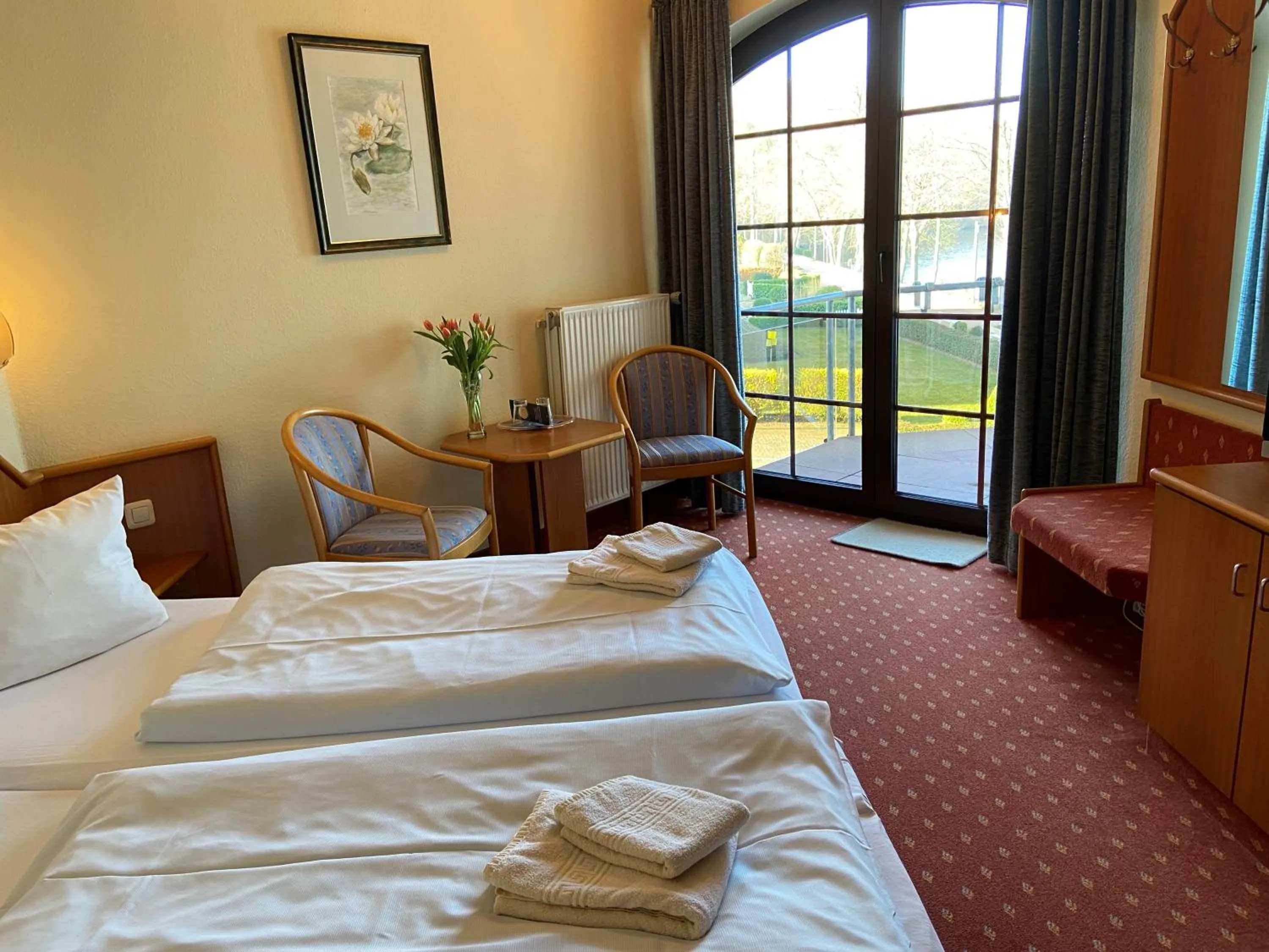 Photo of the whole room, Bed in Hotel Seerose Bad Malente