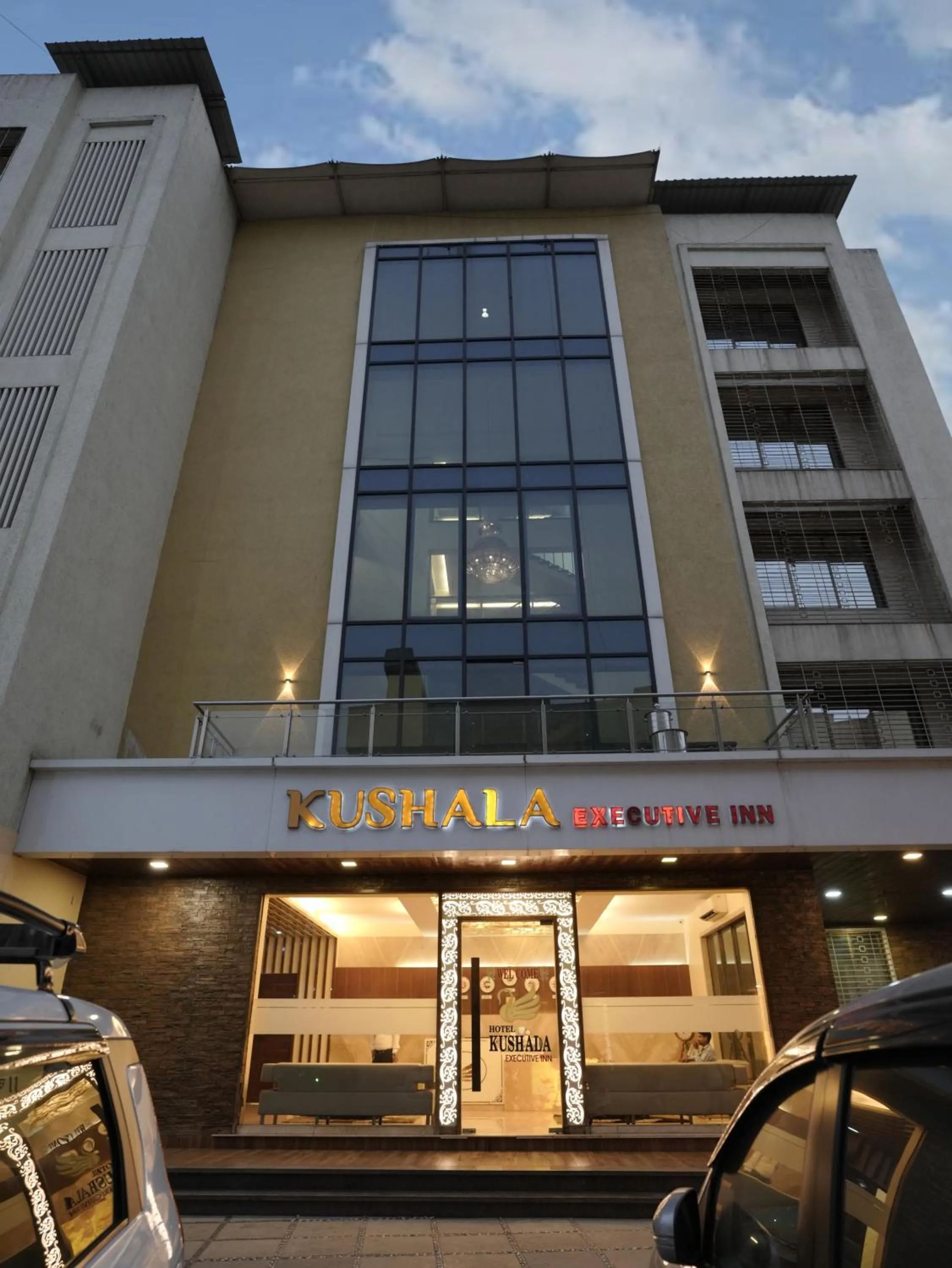 Property building in Hotel Kushala Executive Inn, Dombivali