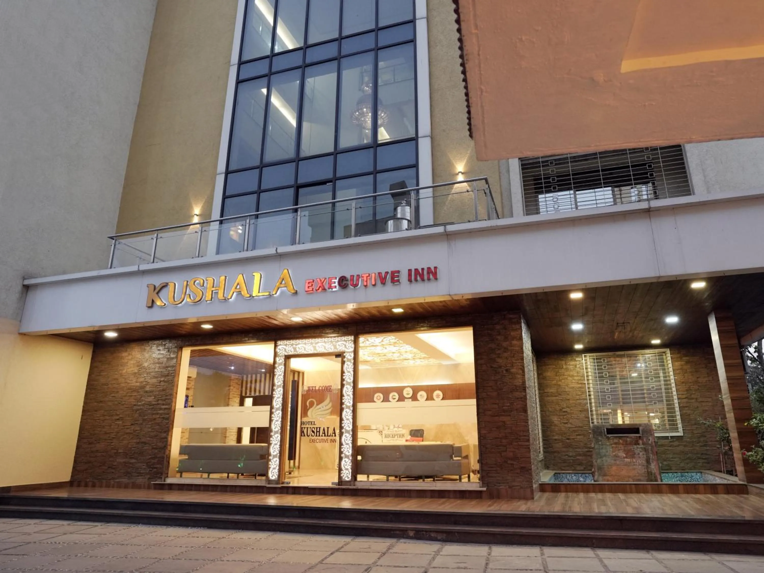 Property building in Hotel Kushala Executive Inn, Dombivali