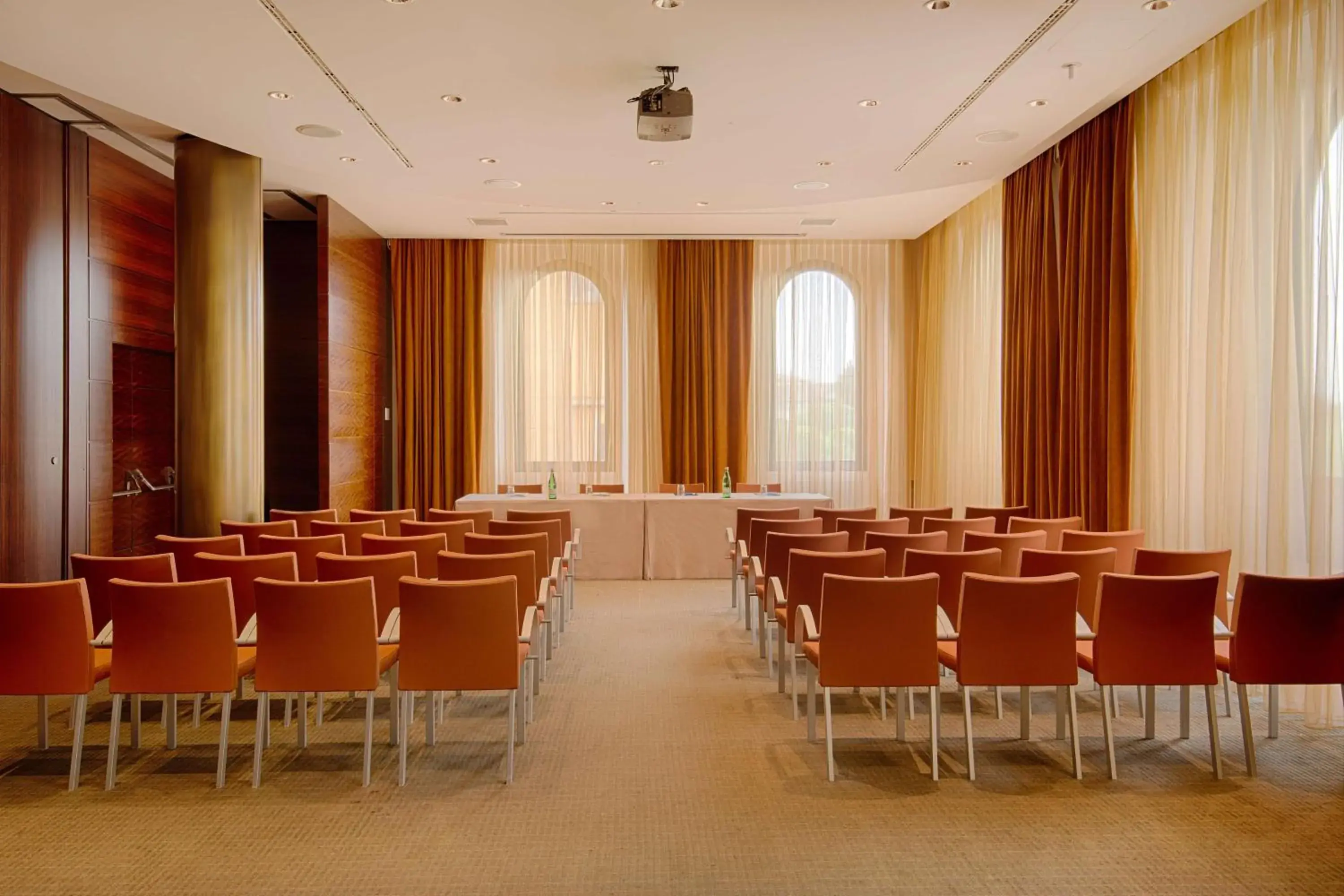 Meeting/conference room in NH Siena Meeting/conference room in NH Siena