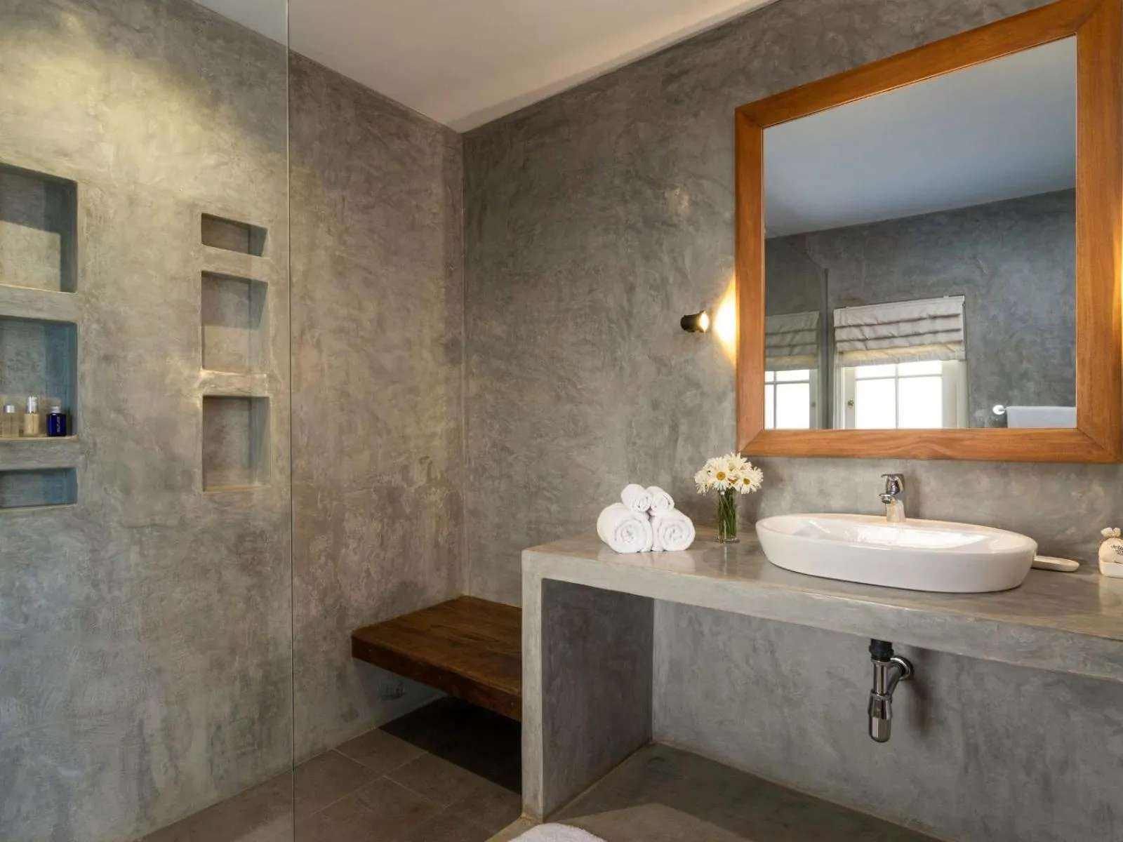 Bathroom in Jetwing Broomfield Bungalow