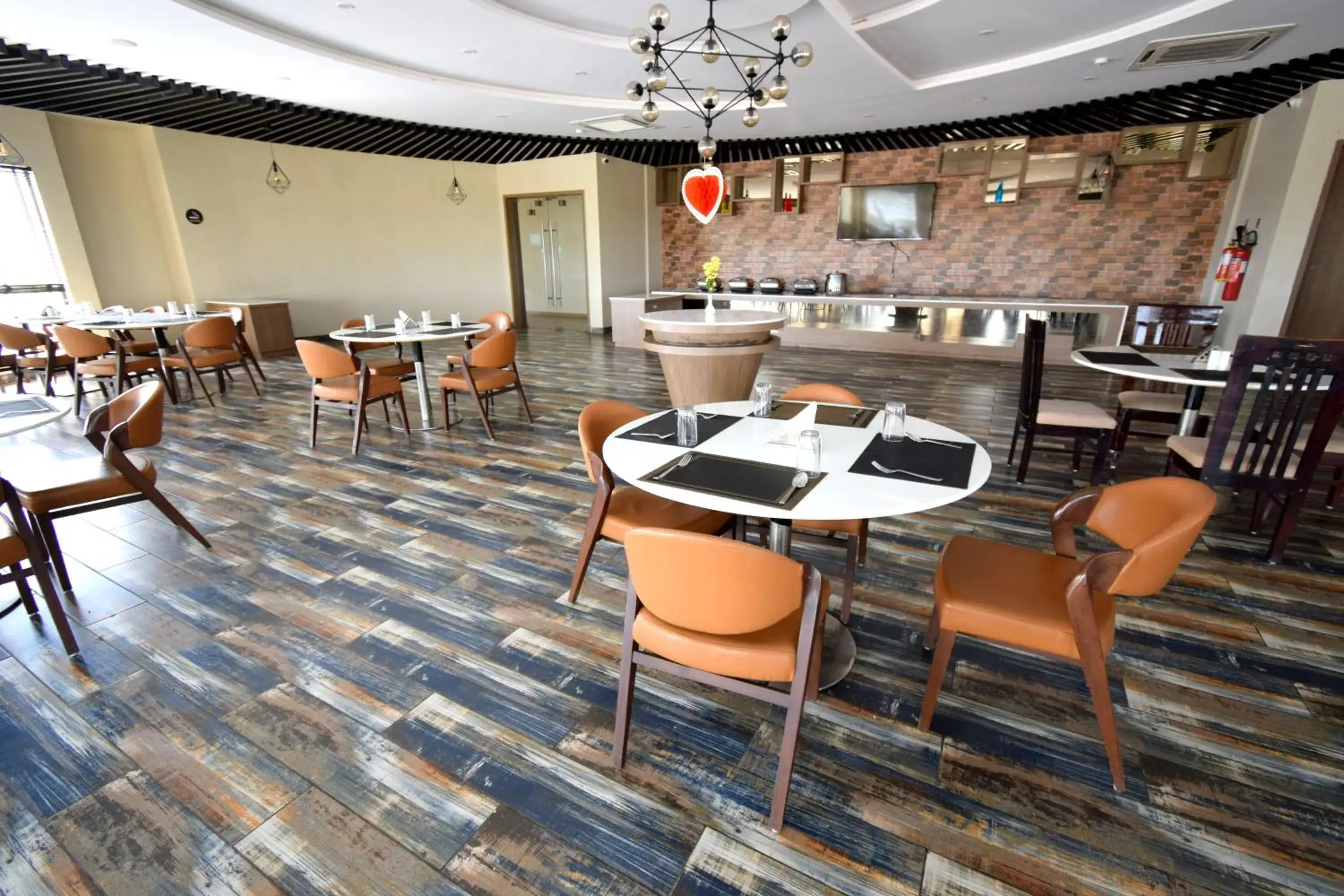 Restaurant/places to eat in The Sky Imperial Bapu's Resort Restaurant/places to eat in The Sky Imperial Bapu's Resort