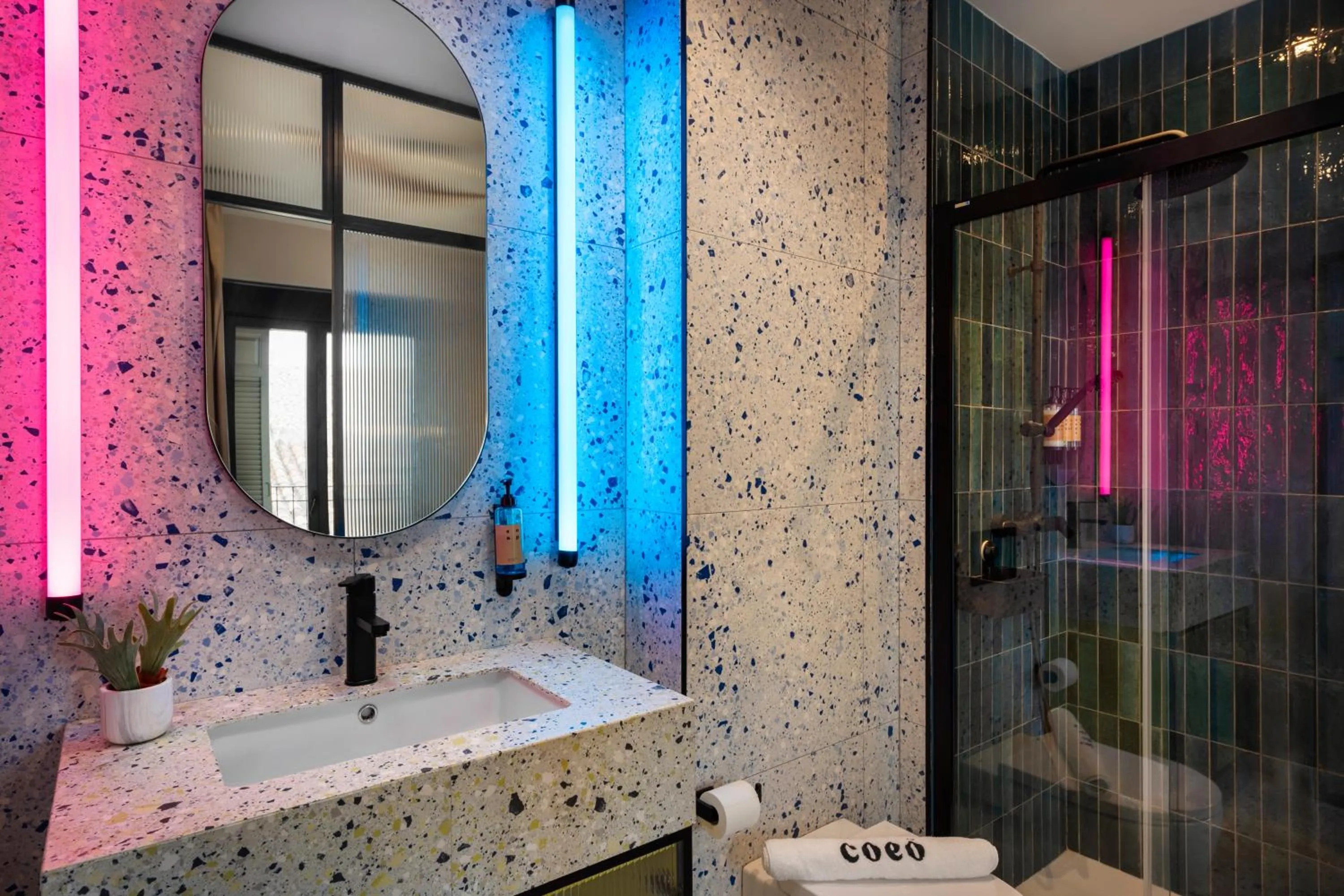 Bathroom in Coeo Peña Design Apartments