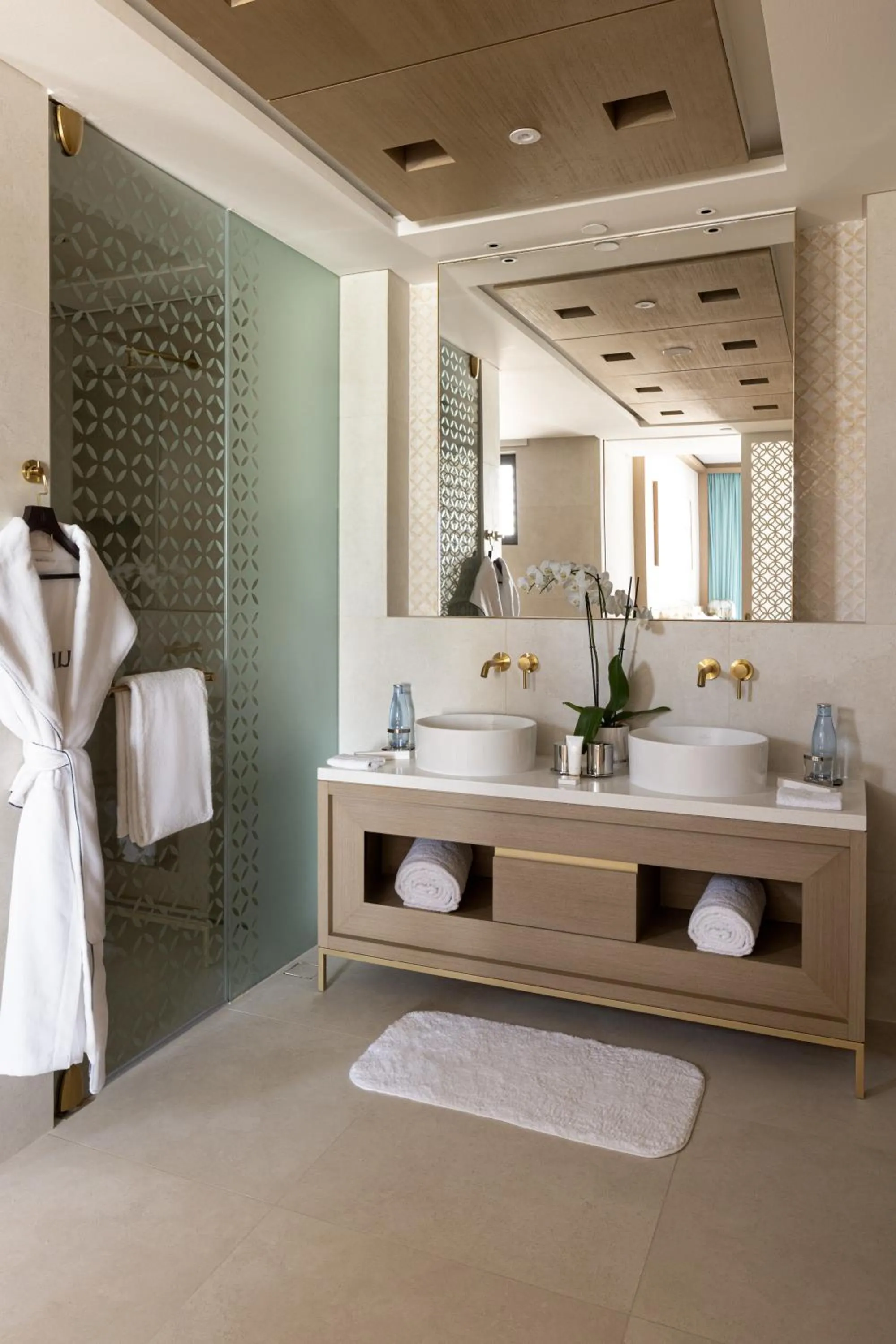 Bathroom in Jumeirah Gulf of Bahrain