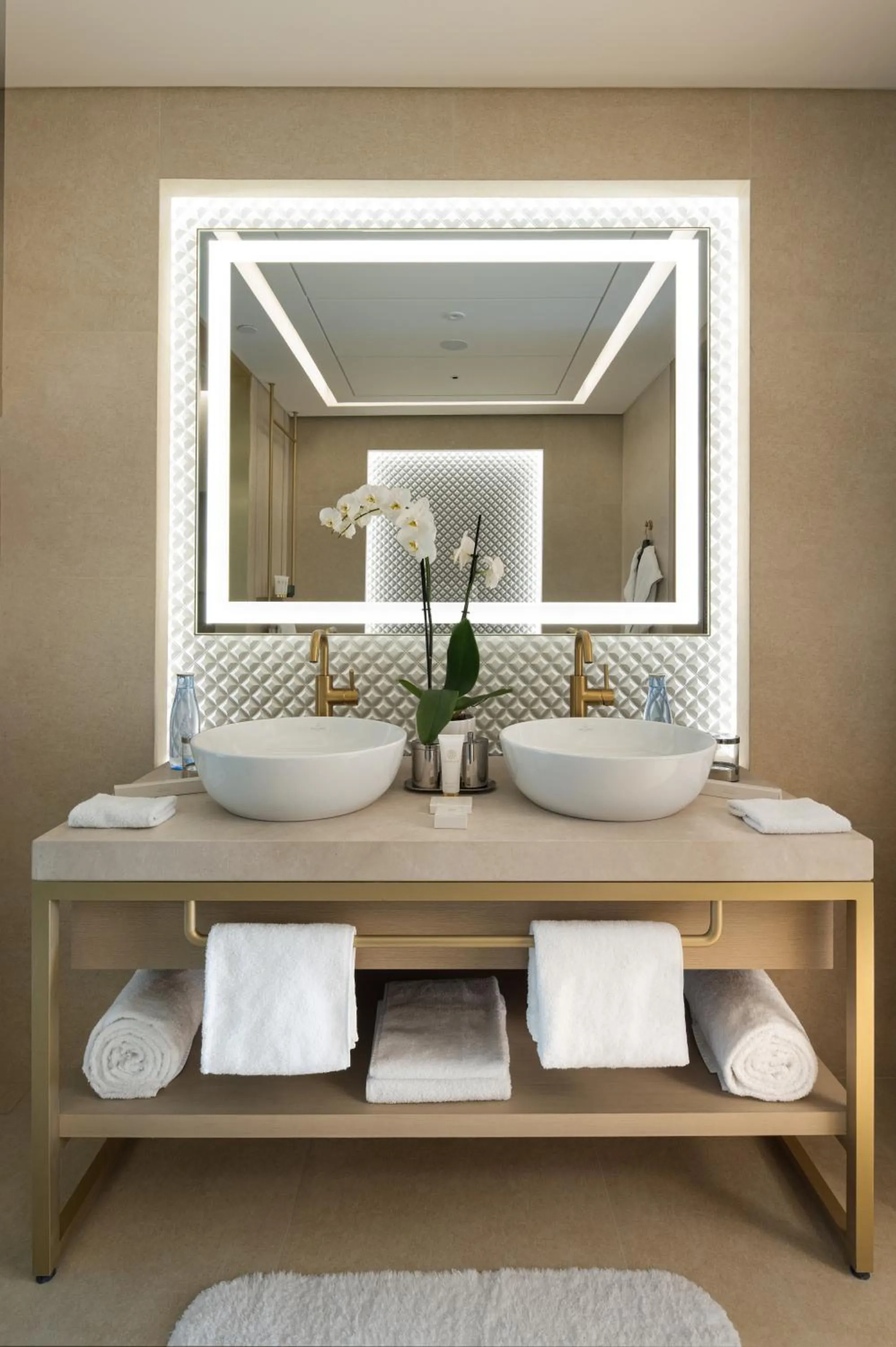 Toilet in Jumeirah Gulf of Bahrain