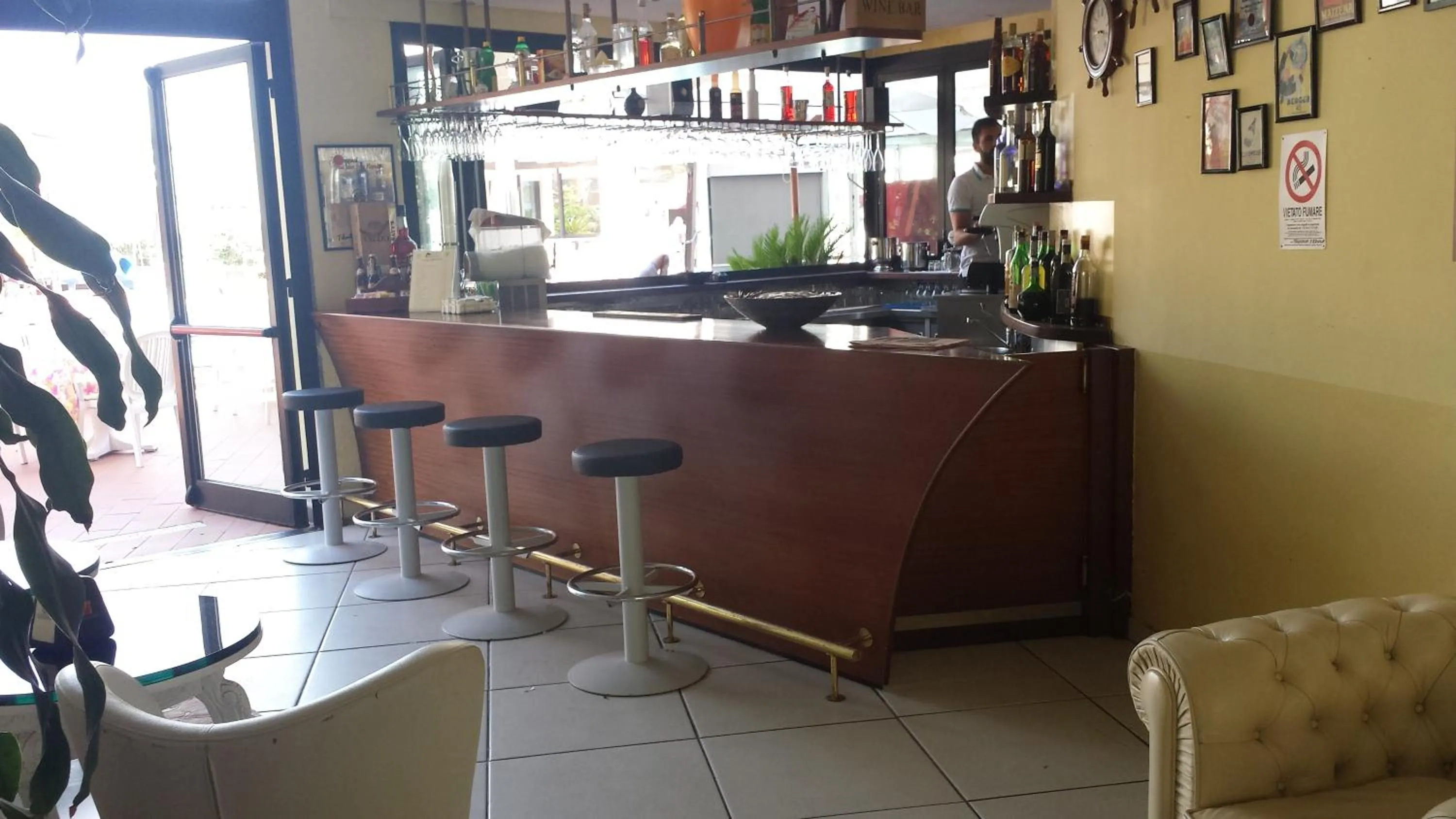 Lounge or bar in Perticari