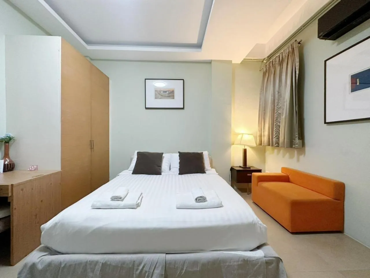 Photo of the whole room, Bed in Daddy Dream Hotel and Residence