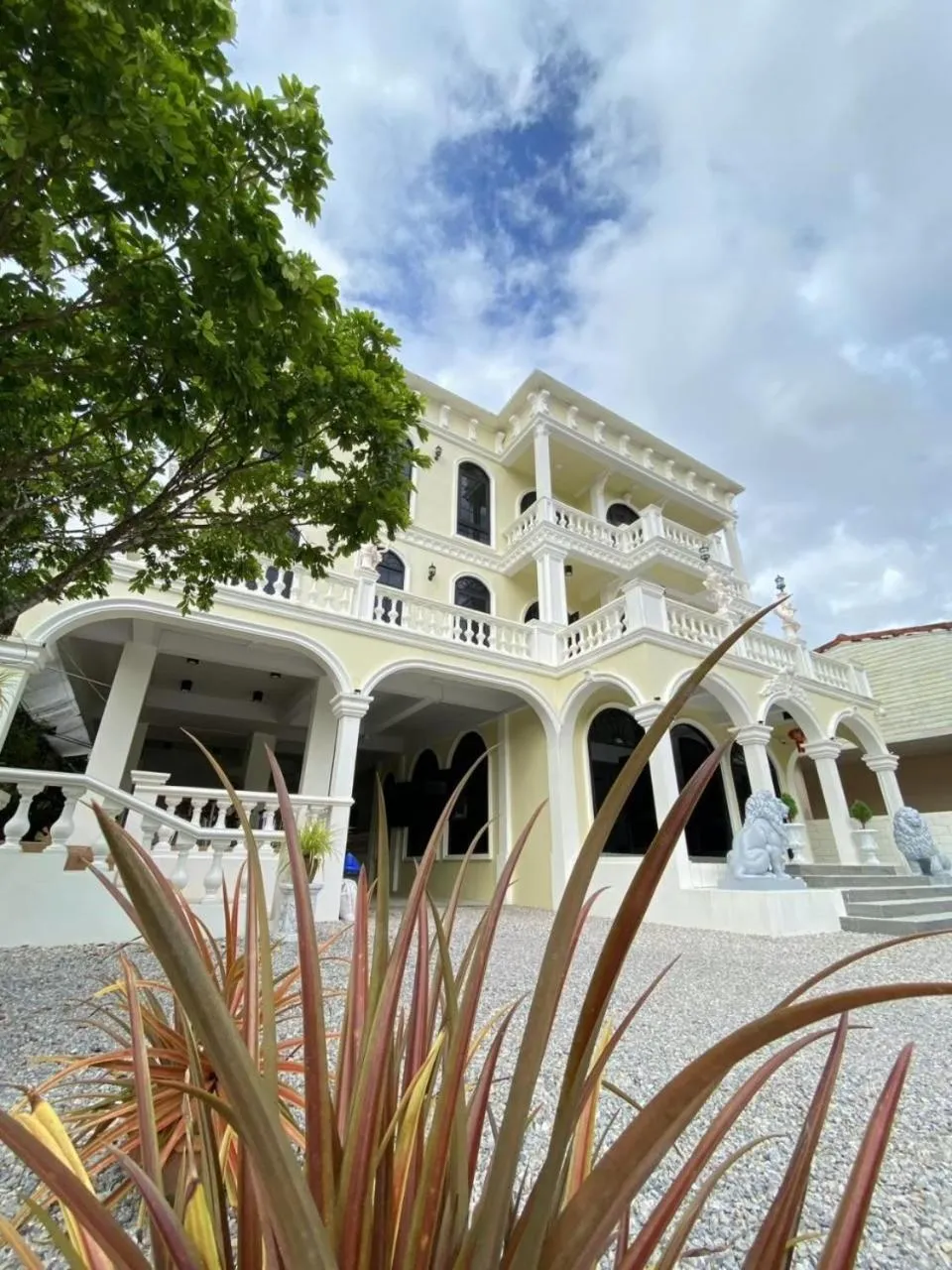 Property building in Daddy Dream Hotel and Residence