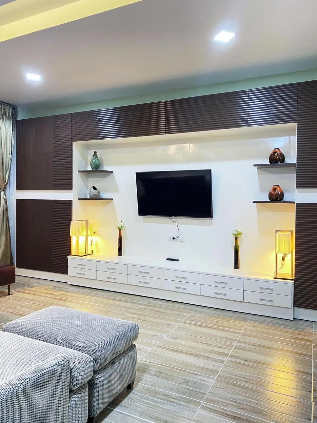 TV and multimedia in Daddy Dream Hotel and Residence