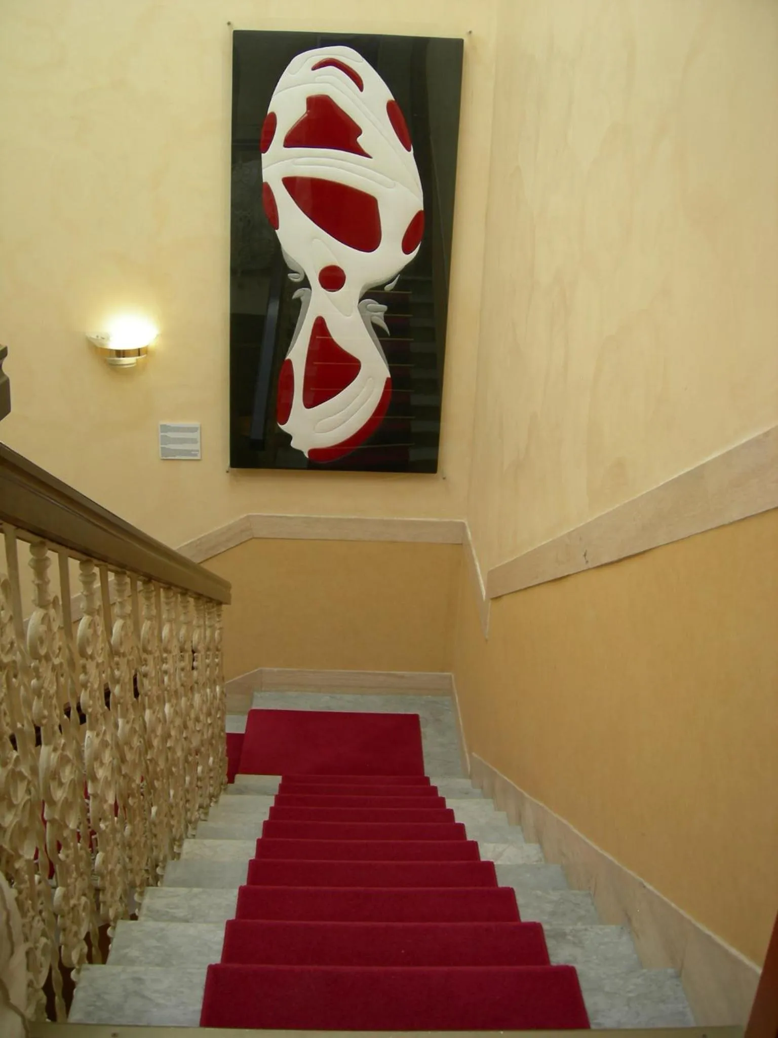 Decorative detail in Hotel Select Garden