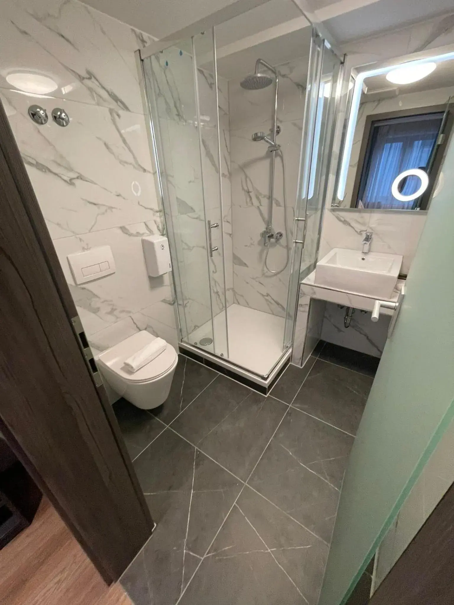 Deluxe Room in ASD Hotel Deluxe Room in ASD Hotel