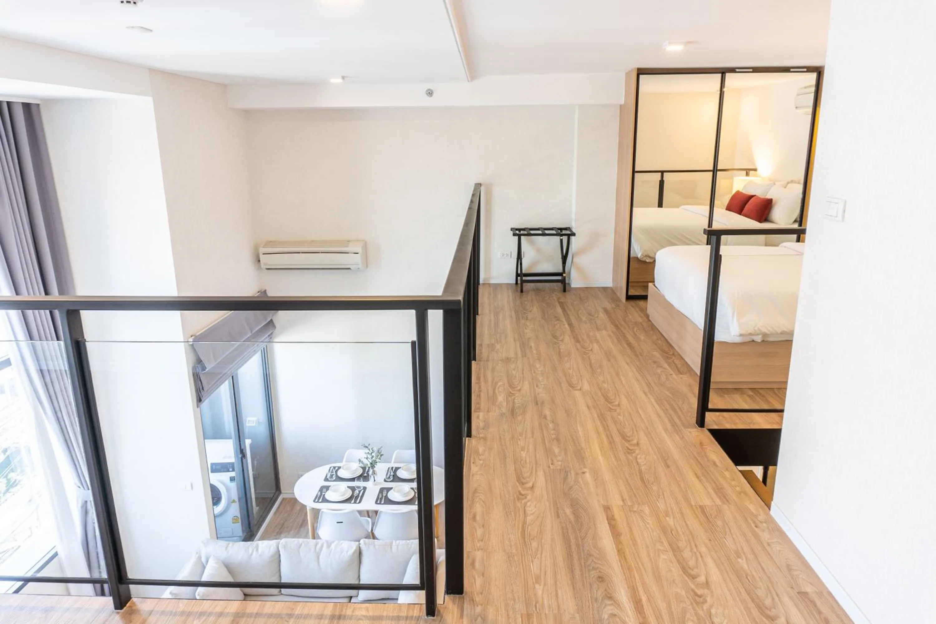 Kitchen or kitchenette in Ramada Plaza by Wyndham Bangkok Sukhumvit 48