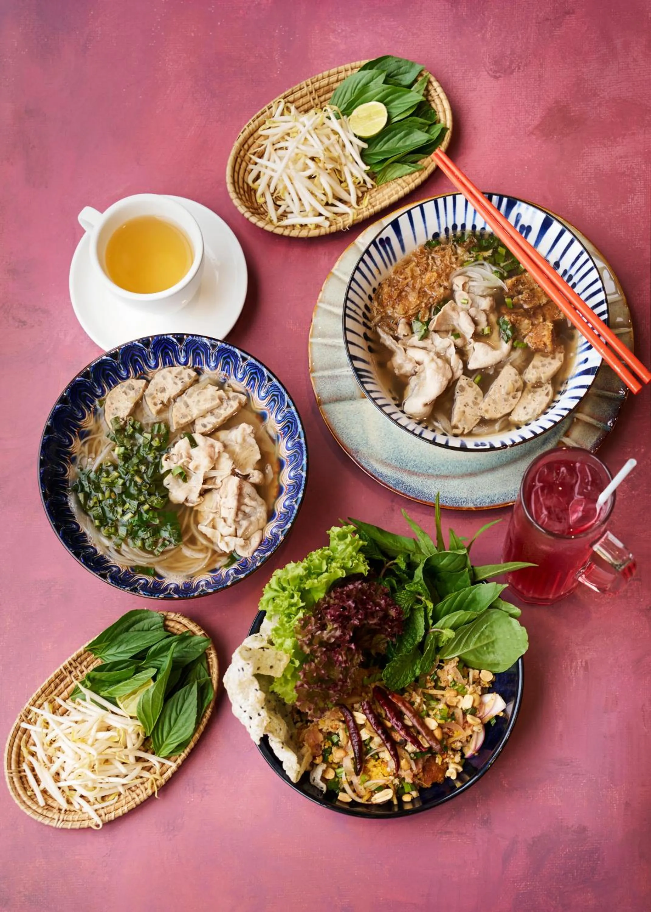 Restaurant/places to eat in Ramada Plaza by Wyndham Bangkok Sukhumvit 48