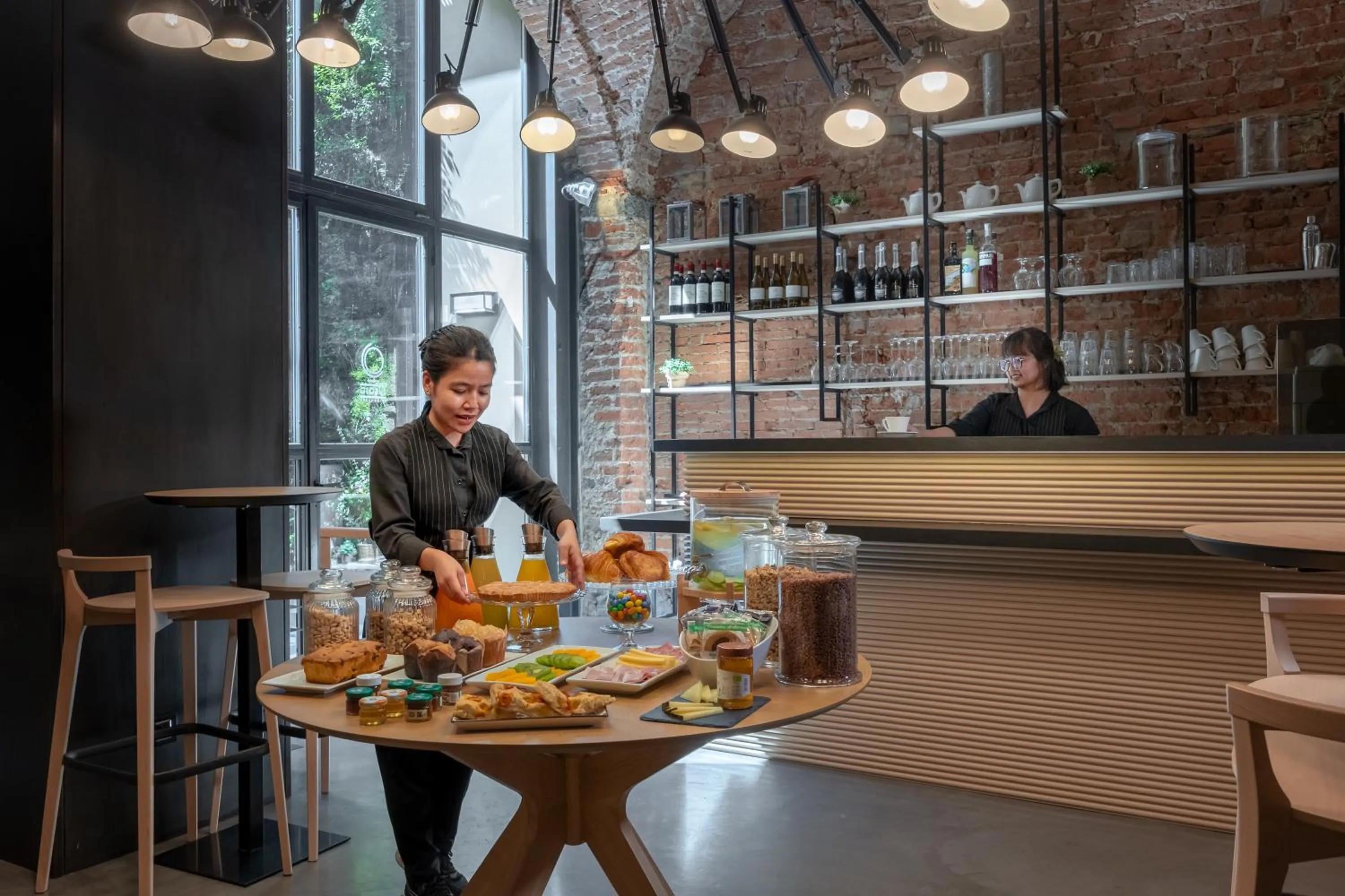 Breakfast in Globus Urban Hotel