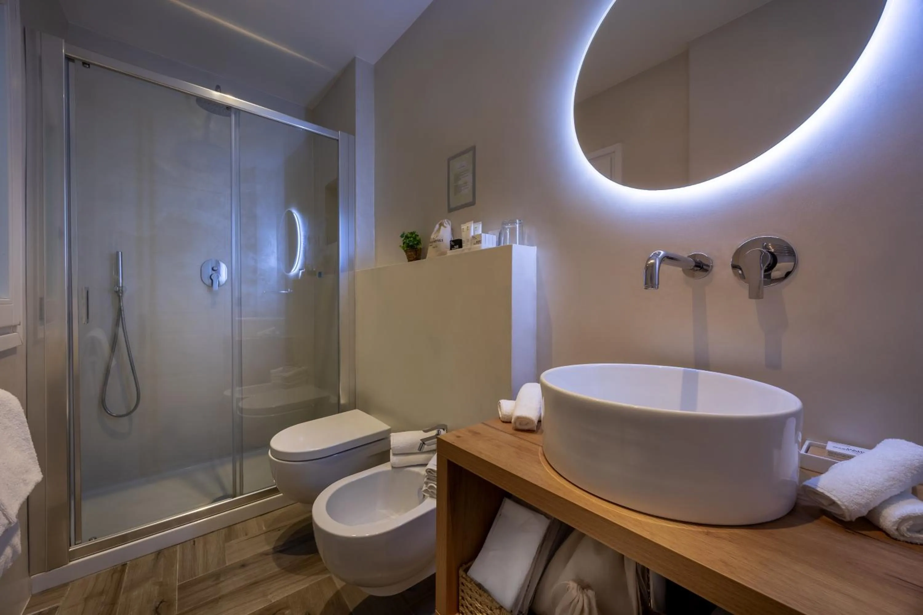 Bathroom in Globus Urban Hotel