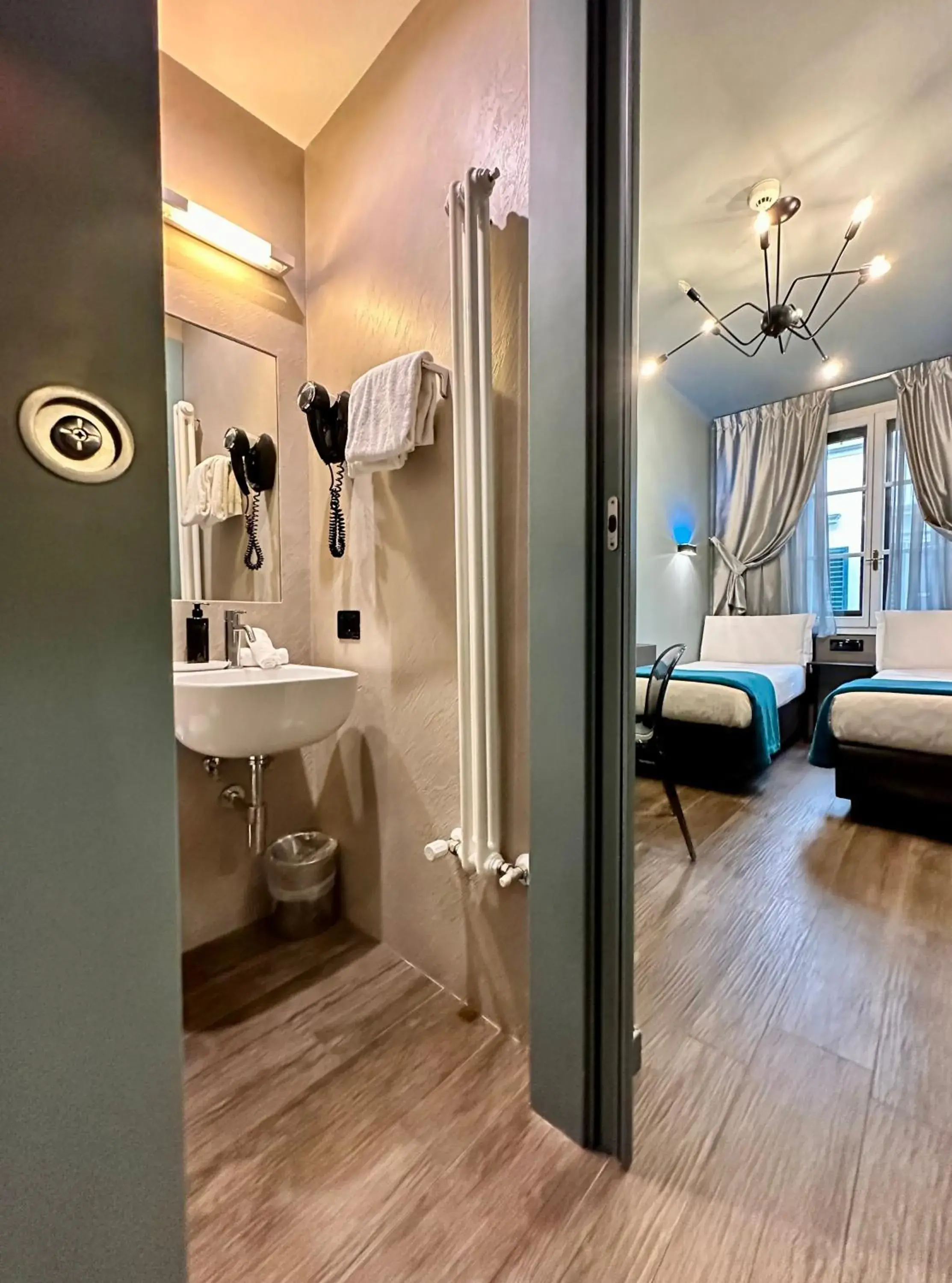 Economy Twin Room in Globus Urban Hotel Economy Twin Room in Globus Urban Hotel