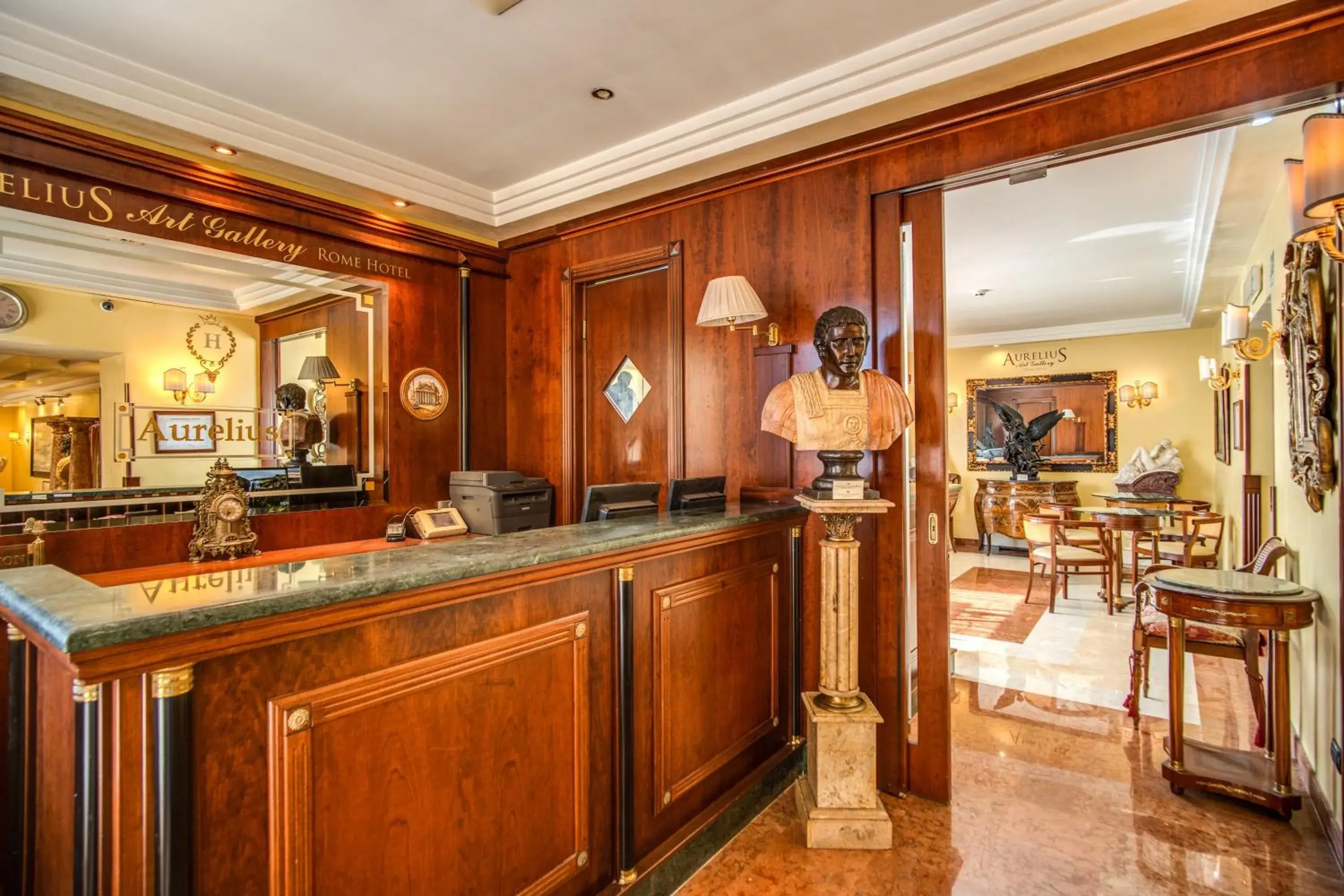 Lobby or reception in Hotel Aurelius Lobby or reception in Hotel Aurelius