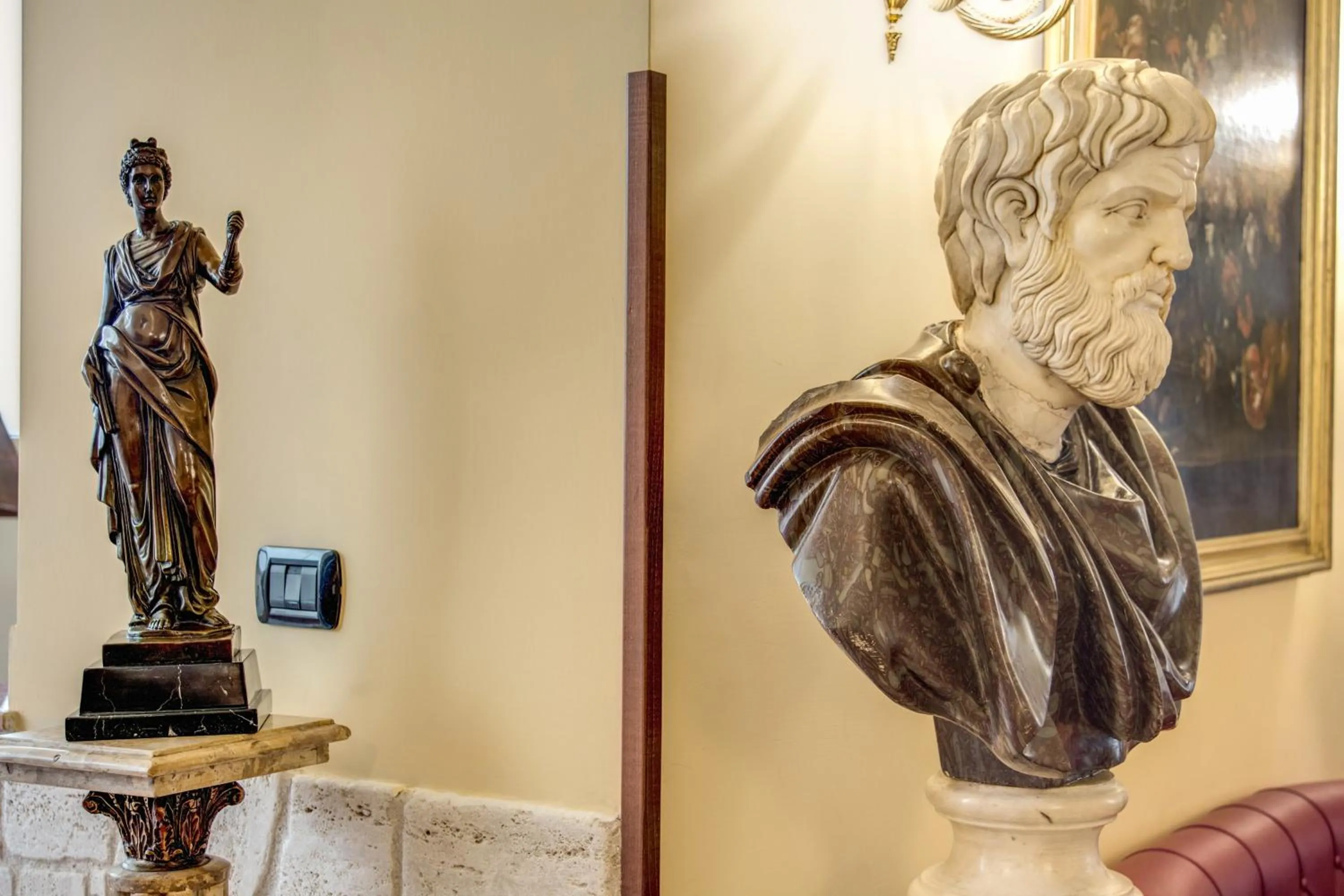 Decorative detail in Hotel Aurelius