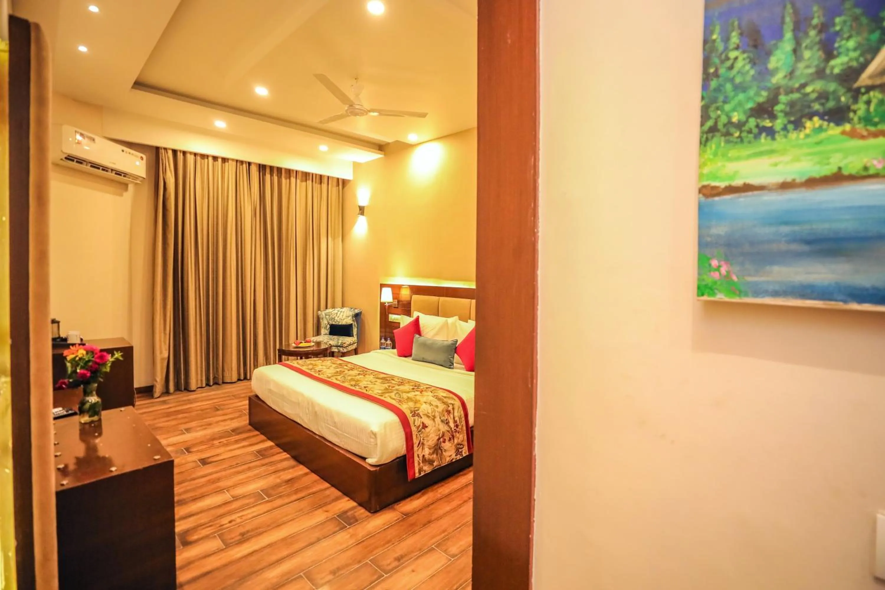 Bedroom, Bed in Regenta Resort Exotica Dharamshala on Hilltop