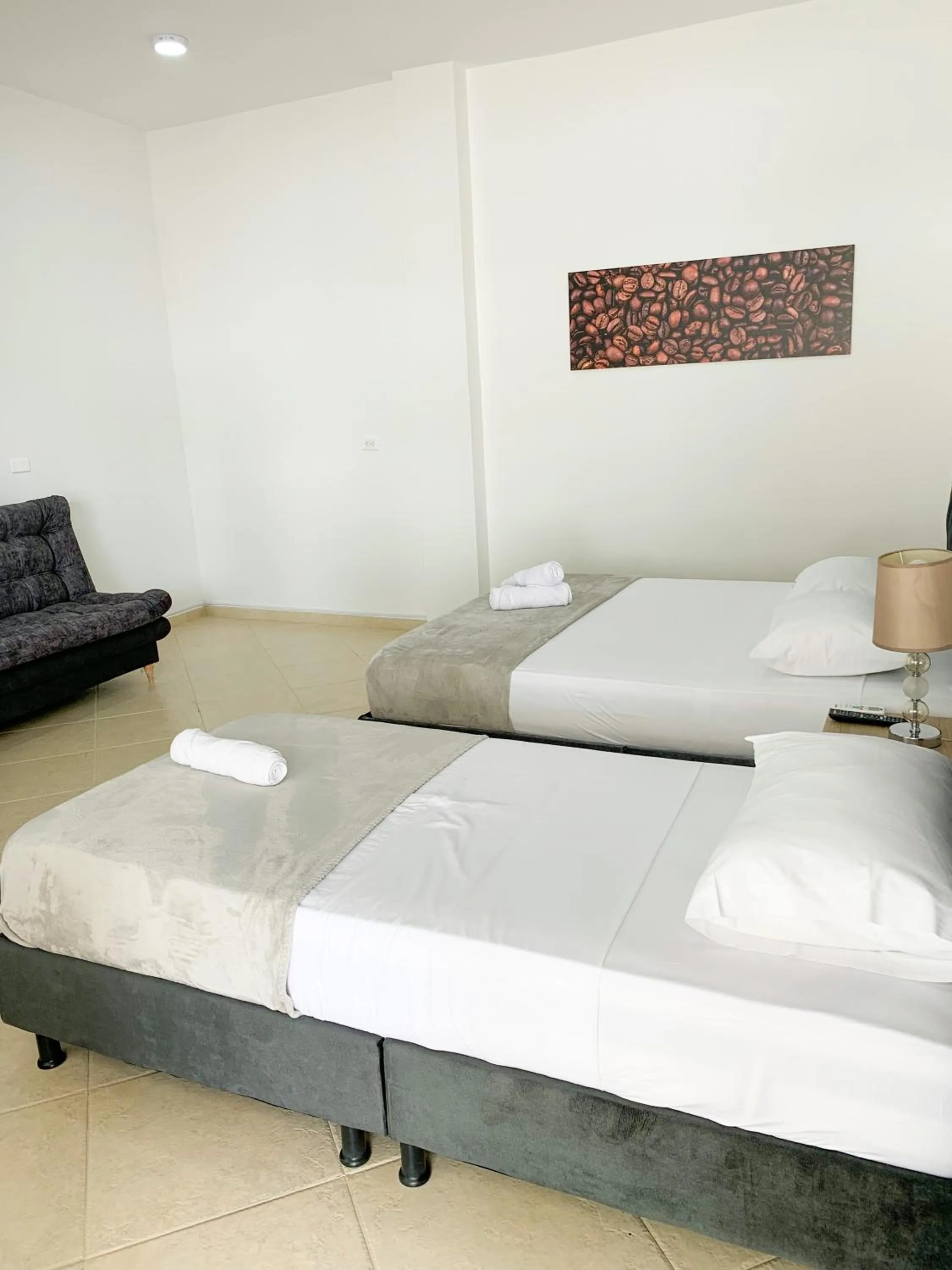 Bed in Hotel Santorini