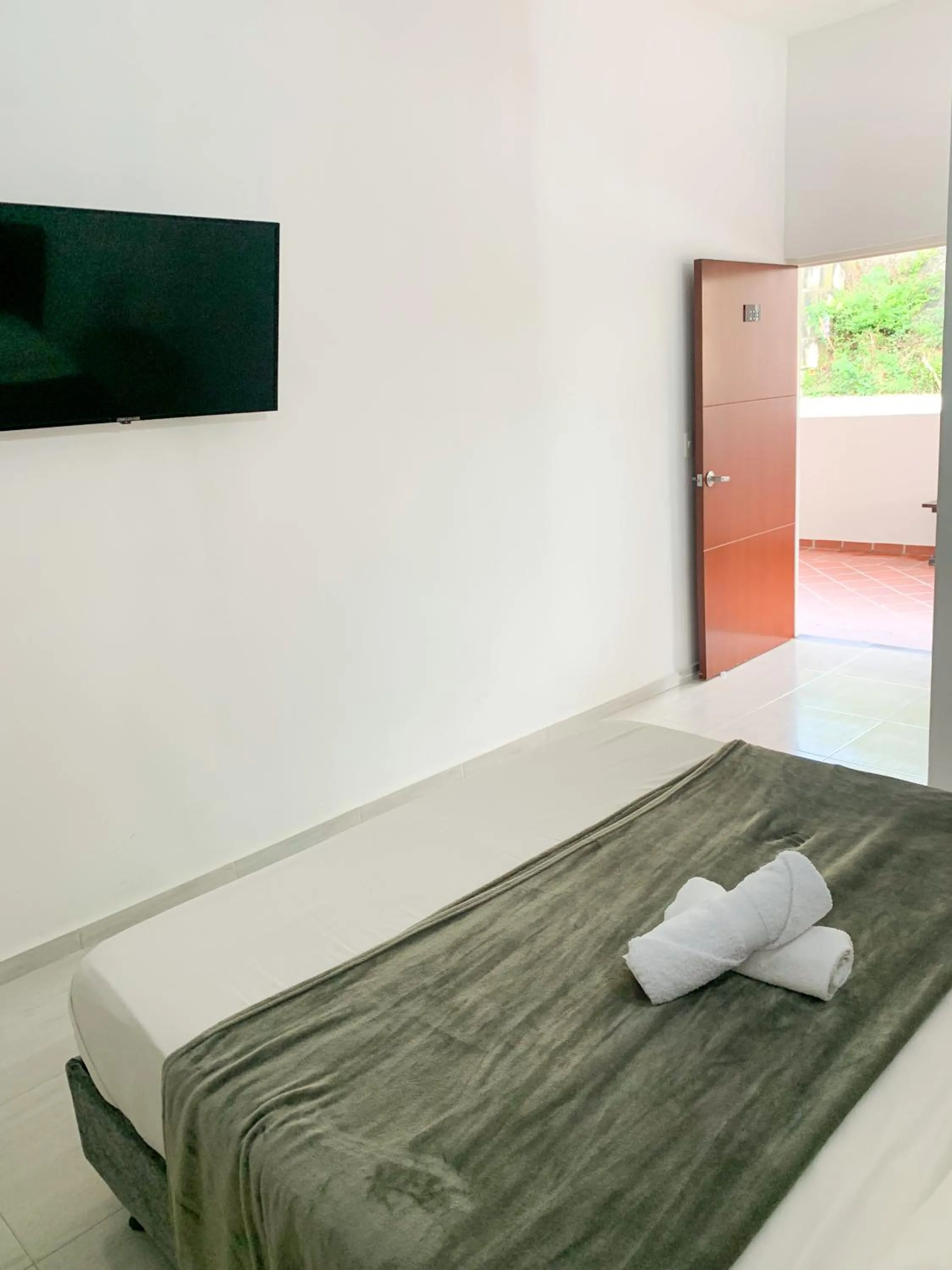 Bed in Hotel Santorini
